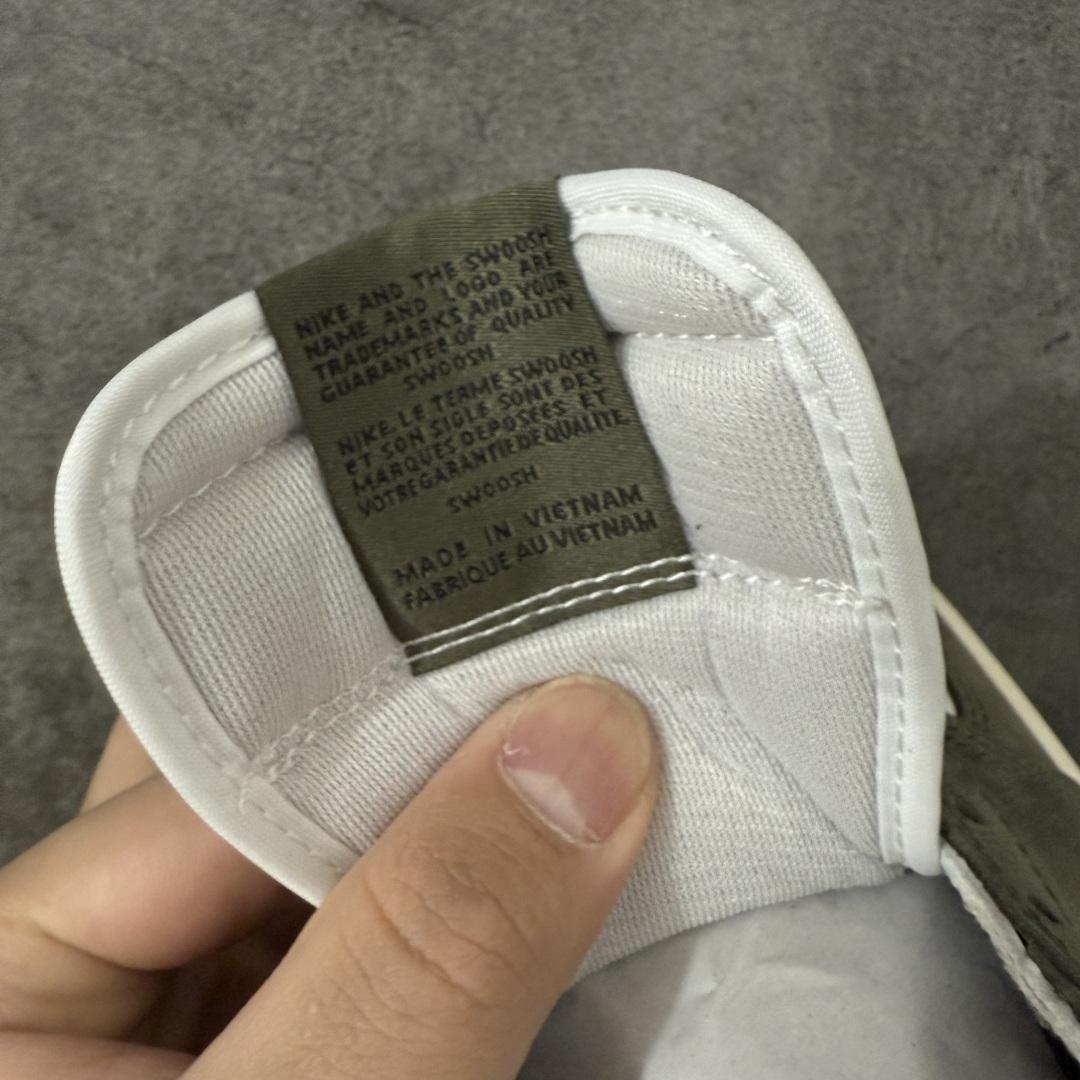 图片[7]-【莞产DG版】Nike AIR JORDAN I RETRO LOW OG AJ1乔1低帮休闲板鞋 同步官方配色 升级原楦原档案数据开发纸版楦型 采用原厂头层皮革鞋面材质 全新底模完美品相清洁度及喷漆效果 货号： HQ6998-200 尺码：40-47.5-选品中心