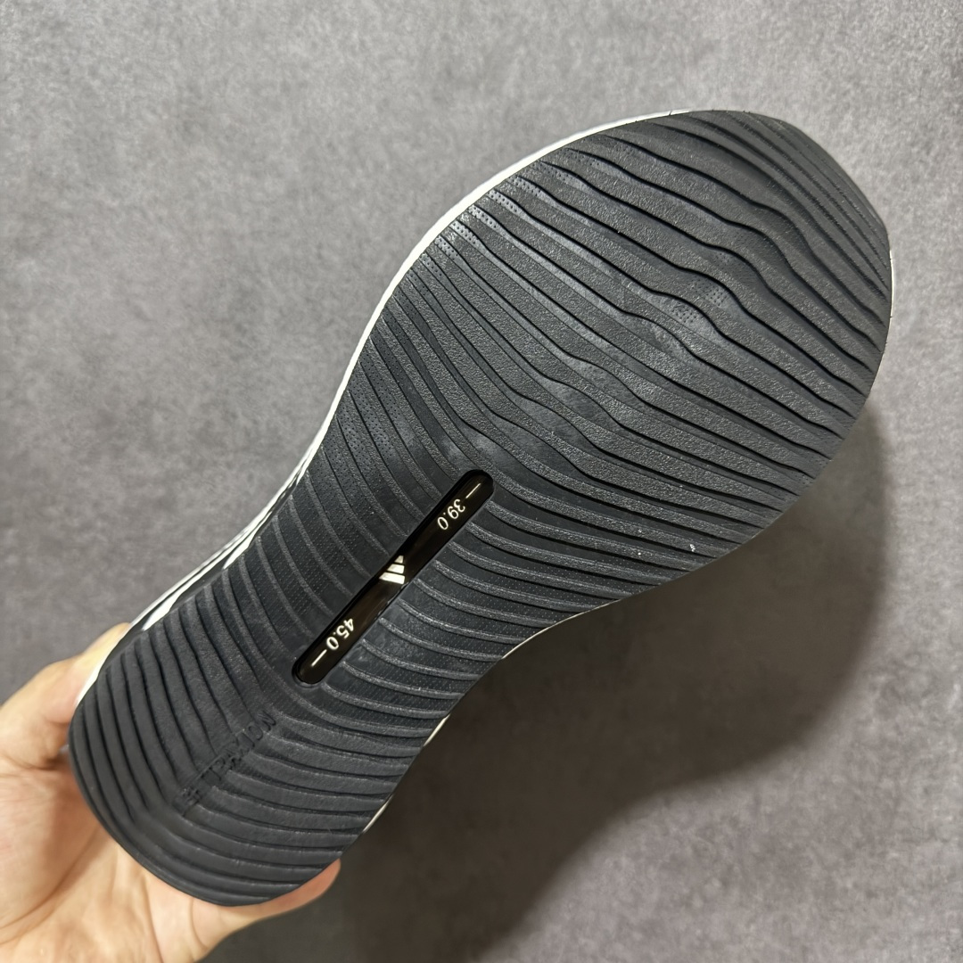 图片[9]-【公司级】Adidas Hyperboost EDGE 阿迪达斯 耐磨缓震 Boost 爆米花 休闲运动跑鞋 新缓震科技！替代 BOOST 的阿迪新鞋来了！齐达内上脚！这双鞋正是搭载这项新科技的 adidas HYPERBOOST Edge，中底上带有「HYPERBOOST PRO」字样，后跟则呈现了鞋款名称。这双鞋拥有相当厚实的 HYPERBOOST PRO 中底，结合全新的设计语言，让整体看起来颇具视觉冲击力。鞋面由织物和热熔 TPU 材质组合而成。鞋身简约的采用双色呈现，标志性的三道杠从外底一直延伸到中底侧面，设计师巧妙的运用色块和线条就展示了十足的动感效果。 货号： KI1923 尺码：36-45-选品中心
