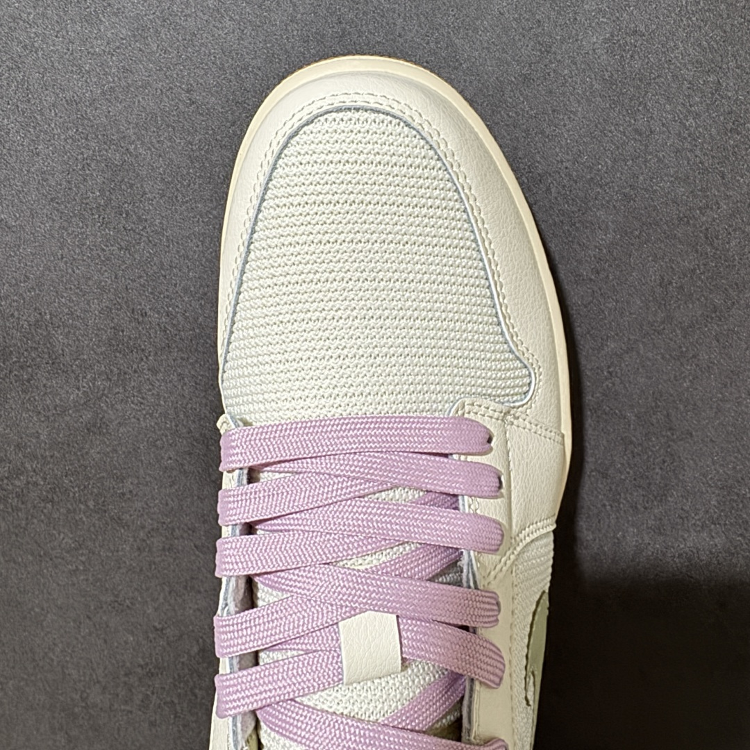 图片[5]-【K版纯原】Air Jordan AJ1 Low 低帮 II0569-100 全新流水线出品 市场第二梯队最强版 全部原鞋开发 原楦原纸板开发 全鞋电脑针车 原厂内置全掌气垫 原盒内在原标 唯一Zp原版鞋带绑法 免检产品 全新2022版型 全头层皮料 完美零毛边处理 原厂配置全掌气垫 价格定位良心 新配色陆续出货 尺码：36-46-选品中心