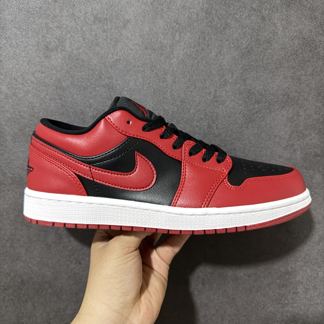 【H11纯原】Nike Air Jordan 1 Low SE AJ1 乔一 舒适贴合 防滑耐磨 低帮 复古篮球鞋 货号：553558-606 尺码：35.5 36 36.5 37.5 38 38.5 39 40 40.5 41 42 42.5 43 44 45 46 47.5 #H11顶级纯原 纯原外贸平台特供订单 #全套原纸板楦头开发 #原厂特供材料配套加持 #确保原汁原味 完美呈现版型 #原档数据独家私模大底 #男女鞋同步官方开发至48.5 #原装进口轻量化鞋垫 #进口港宝加持 后跟自然饱满 还原公司包裹性 #鞋面采用原装数据贴合技术 #全方位贴合包裹脚型 #鞋跟部鞋底牵引设计 #提供强大的抓地性能 #更适应不同实战场地路面-选品中心