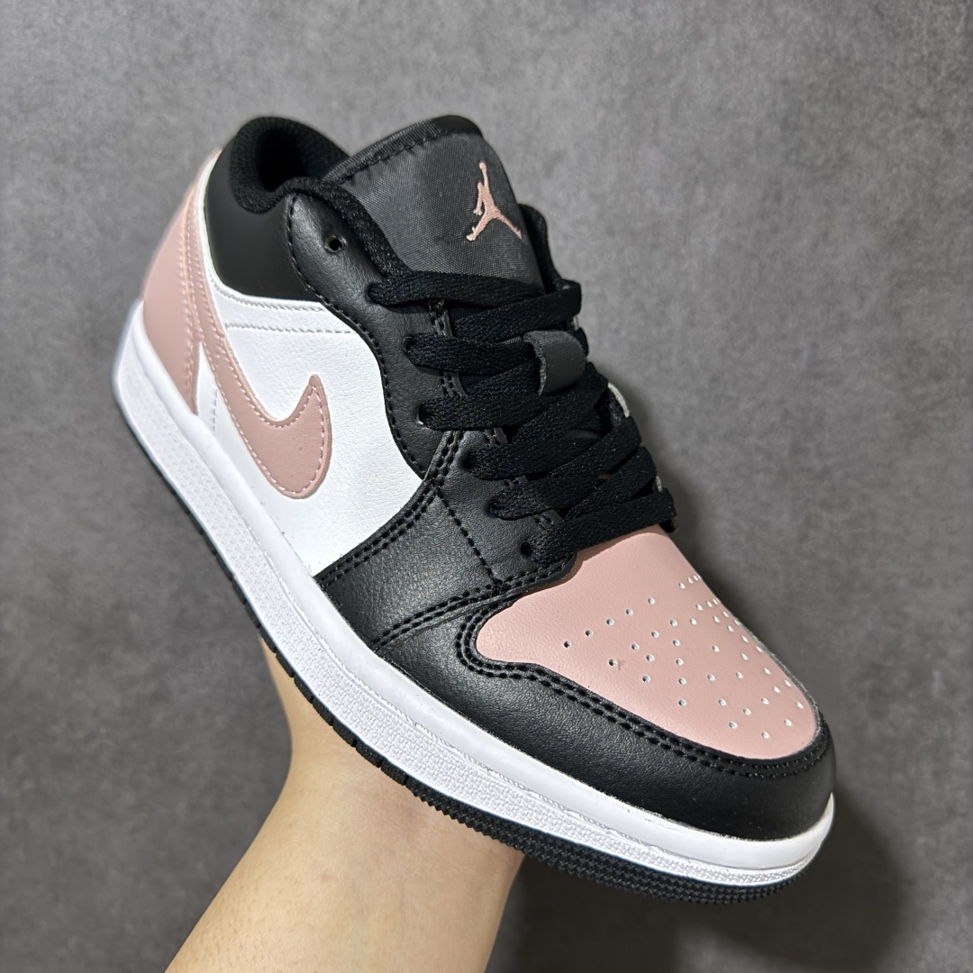 图片[3]-【H11纯原】Nike Air Jordan 1 Low SE AJ1 乔一 舒适贴合 防滑耐磨 低帮 复古篮球鞋 货号：553560-066 尺码：35.5 36 36.5 37.5 38 38.5 39 40 40.5 41 42 42.5 43 44 45 46 47.5 #H11顶级纯原 纯原外贸平台特供订单 #全套原纸板楦头开发 #原厂特供材料配套加持 #确保原汁原味 完美呈现版型 #原档数据独家私模大底 #男女鞋同步官方开发至48.5 #原装进口轻量化鞋垫 #进口港宝加持 后跟自然饱满 还原公司包裹性 #鞋面采用原装数据贴合技术 #全方位贴合包裹脚型 #鞋跟部鞋底牵引设计 #提供强大的抓地性能 #更适应不同实战场地路面-选品中心