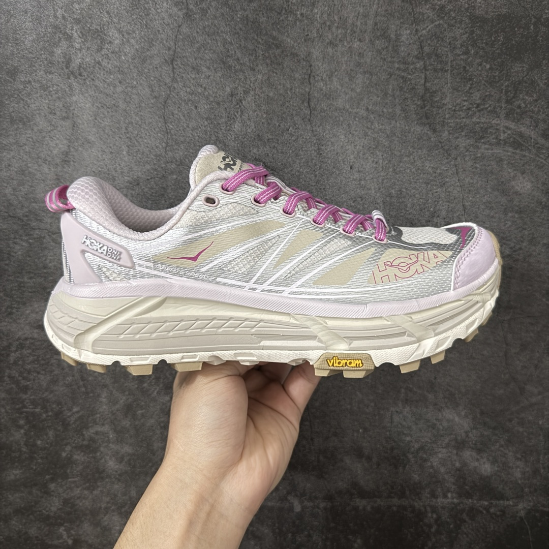 【纯原H版】HOKA ONE ONE Mafate Speed 2 Low 玛法特2代系列低帮轻量户外越野休闲运动慢跑鞋 正确组合底 市场顶级版本 上脚赞到报爆 轻盈舒适 鞋面采用超轻的无缝架构 轻薄的TPU贴在透气的鞋面材料上 减轻重量同时也保证了支撑性 鞋底采用滚动平衡技术 引导跑者回归自然步态 祖传的神奇EVA材质中底依旧是一如既往地表现优秀 能提供充足的缓震 作为HOKA家的越野跑鞋 VIBRAM 橡胶大底也是必不可少的 即便在复杂湿滑的地形 依旧能有良好的抓地力及稳定性 鞋带采用了弹性不易松脱的扁宽弹性鞋带 前掌与中掌部分也进行了加宽 也更加适合亚洲人的脚型 是一款十分全面且足够强悍的户外硬核越野鞋 日常搭配的话短裤是基本不挑 阔腿裤 工装裤以及各种长筒牛仔裤都可以 尺码：36 36.5 37.5 38 38.5 39 40-选品中心