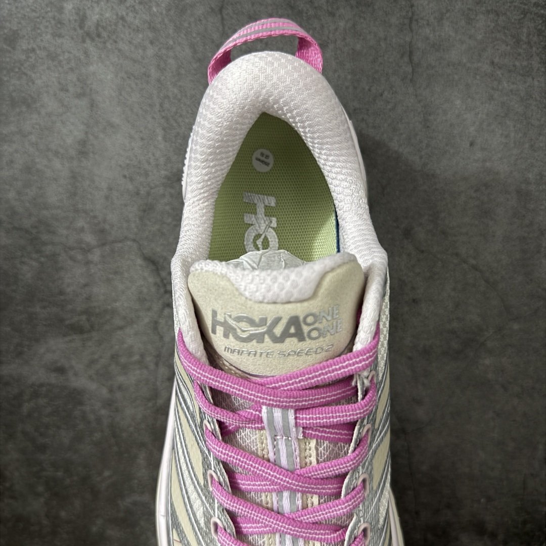 图片[8]-【纯原H版】HOKA ONE ONE Mafate Speed 2 Low 玛法特2代系列低帮轻量户外越野休闲运动慢跑鞋 正确组合底 市场顶级版本 上脚赞到报爆 轻盈舒适 鞋面采用超轻的无缝架构 轻薄的TPU贴在透气的鞋面材料上 减轻重量同时也保证了支撑性 鞋底采用滚动平衡技术 引导跑者回归自然步态 祖传的神奇EVA材质中底依旧是一如既往地表现优秀 能提供充足的缓震 作为HOKA家的越野跑鞋 VIBRAM 橡胶大底也是必不可少的 即便在复杂湿滑的地形 依旧能有良好的抓地力及稳定性 鞋带采用了弹性不易松脱的扁宽弹性鞋带 前掌与中掌部分也进行了加宽 也更加适合亚洲人的脚型 是一款十分全面且足够强悍的户外硬核越野鞋 日常搭配的话短裤是基本不挑 阔腿裤 工装裤以及各种长筒牛仔裤都可以 尺码：36 36.5 37.5 38 38.5 39 40-选品中心