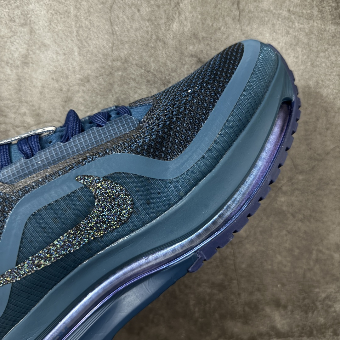 图片[6]-【纯原S版】Nike Pegasus Premium SE 舒适百搭减震防滑耐磨透气 低帮跑步鞋 简约又不失活力，上脚超吸睛。  它不仅颜值高，性能更是一绝！  全掌气垫科技，减震防滑超耐磨，每一步都能感受到强劲回弹，给双脚舒适支撑。  透气鞋面，跑步时双脚也能自由呼吸。    #独家原包 原底原料 开模打造  #原厂鞋标 高精密准度  #原楦原纸板开发 匹配原版98%以上  #后跟弧度 正确呈现  #原厂皮料 质感无敌  #皮料切割干净 无任何毛边 清洁度细节完美  货号：IM7384-499  尺码：35.5-46-选品中心