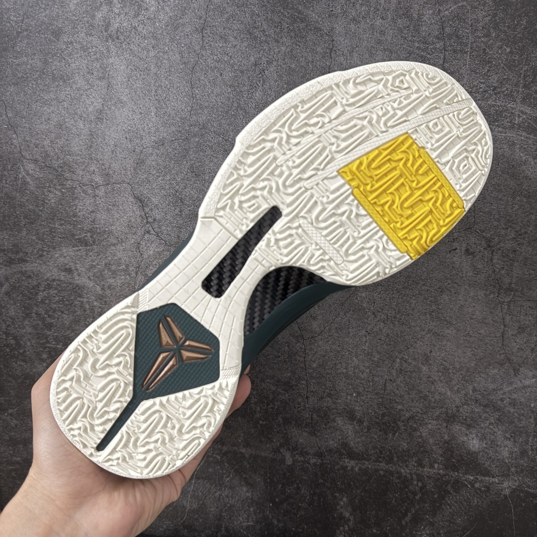 图片[9]-【Star版本】Nike Zoom Kobe 5 Protro EYBL Forest Green 灰绿 货号：CD4991-300 完美复刻公司货 前掌超大Zoom Turbo气垫 后掌EVA缓震 真正的原汁原味 还原ZP脚感 全身鞋材卡料色独家定制 唯一正确喷漆工艺Swoosh 正确凹凸蛇鳞工艺 正确鞋面渐变效果 内全置真动飞态线 独立原厂模具 最大尺码达到48.5码 首批不拼图大几率过验 亲测已过 支持各种高强度实战 无需担心 上脚价 补货周期极长 脚宽建议买大半码 科比系列前掌偏窄 不影响二次销售 支持七天无理由退换 尺码：40 40.5 41 42 42.5 43 44 44.5 45 45.5 46 47.5 48.5-选品中心