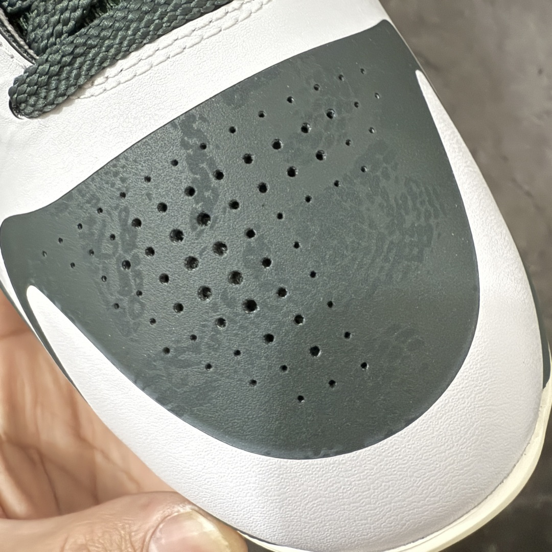图片[5]-【Star版本】Nike Zoom Kobe 5 Protro EYBL Forest Green 灰绿 货号：CD4991-300 完美复刻公司货 前掌超大Zoom Turbo气垫 后掌EVA缓震 真正的原汁原味 还原ZP脚感 全身鞋材卡料色独家定制 唯一正确喷漆工艺Swoosh 正确凹凸蛇鳞工艺 正确鞋面渐变效果 内全置真动飞态线 独立原厂模具 最大尺码达到48.5码 首批不拼图大几率过验 亲测已过 支持各种高强度实战 无需担心 上脚价 补货周期极长 脚宽建议买大半码 科比系列前掌偏窄 不影响二次销售 支持七天无理由退换 尺码：40 40.5 41 42 42.5 43 44 44.5 45 45.5 46 47.5 48.5-选品中心