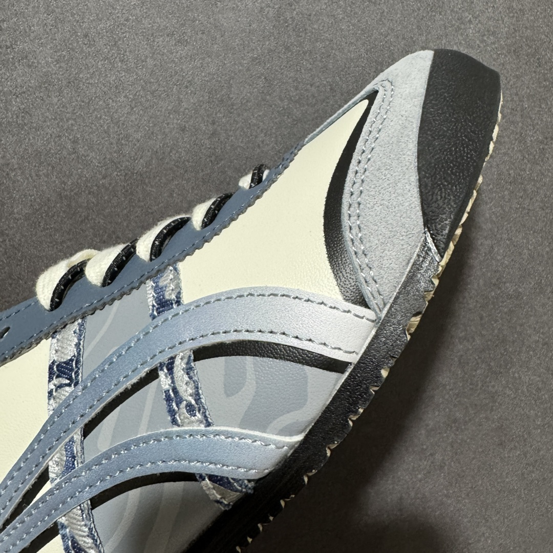 图片[5]-【公司级】Asics Onitsuka Tiger MEXICO 66 亚瑟士鬼冢虎复古经典板鞋 熊猫恶作剧定制系列配色 市场王者选手 海外订单工厂出品 长期生产补货永不断码 超成熟稳定的做工品控 原装全套纸板楦头开发 原汁原味 完美呈现版型 私模正确鞋底咬花纹路 一比一鞋头弧度高度鞋身弧度 绝不口嗨 细节品控鞋型随意秒杀市面 原档咬花纹路私模大底 一个单元有六个三角形 总体形拼接呈现花瓣状 官方四联吊牌 原装Ortholite轻量化鞋垫 原盒原配 质保卡 说明书 钢印防尘纸 纸板中底带钢印 乳胶组合鞋垫 支持全方位的对比专柜 产品从款式颜色造型上体现出追求舒适和细节的完美 鞋类更是推崇手工制作的严谨与完美 融舒适性与可穿性的设计风格 注重细节的完美和别致魅力 既保持稳重 又不失轻松的时尚感 尺码：36 37 37.5 38 39 39.5 40 40.5 41.5 42 42.5 43.5 44 45-选品中心