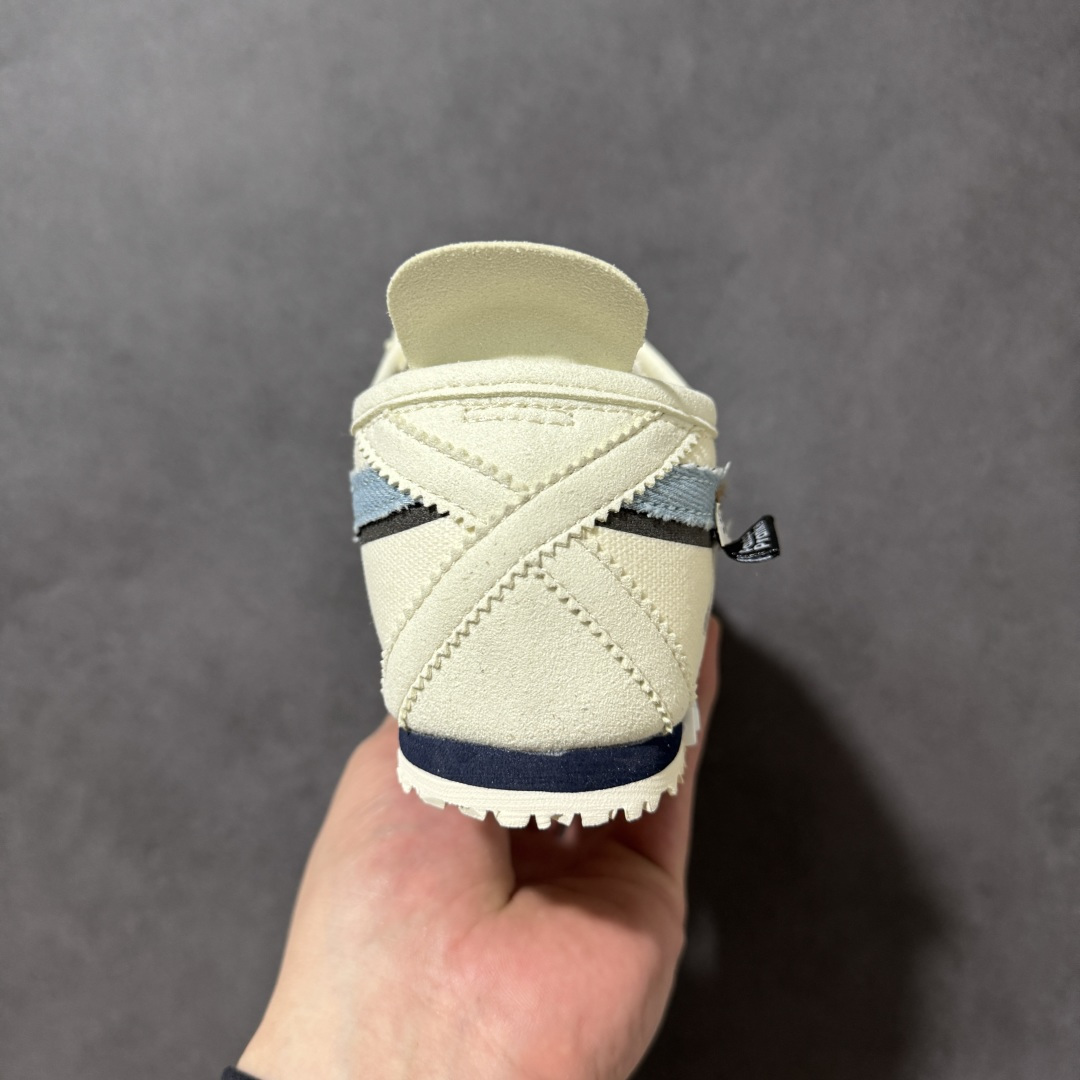 图片[4]-【公司级】Asics Onitsuka Tiger MEXICO 66 亚瑟士鬼冢虎复古经典板鞋 熊猫恶作剧定制系列配色 市场王者选手 海外订单工厂出品 长期生产补货永不断码 超成熟稳定的做工品控 原装全套纸板楦头开发 原汁原味 完美呈现版型 私模正确鞋底咬花纹路 一比一鞋头弧度高度鞋身弧度 绝不口嗨 细节品控鞋型随意秒杀市面 原档咬花纹路私模大底 一个单元有六个三角形 总体形拼接呈现花瓣状 官方四联吊牌 原装Ortholite轻量化鞋垫 原盒原配 质保卡 说明书 钢印防尘纸 纸板中底带钢印 乳胶组合鞋垫 支持全方位的对比专柜 产品从款式颜色造型上体现出追求舒适和细节的完美 鞋类更是推崇手工制作的严谨与完美 融舒适性与可穿性的设计风格 注重细节的完美和别致魅力 既保持稳重 又不失轻松的时尚感 尺码：36 37 37.5 38 39 39.5 40 40.5 41.5 42 42.5 43.5 44 45-选品中心