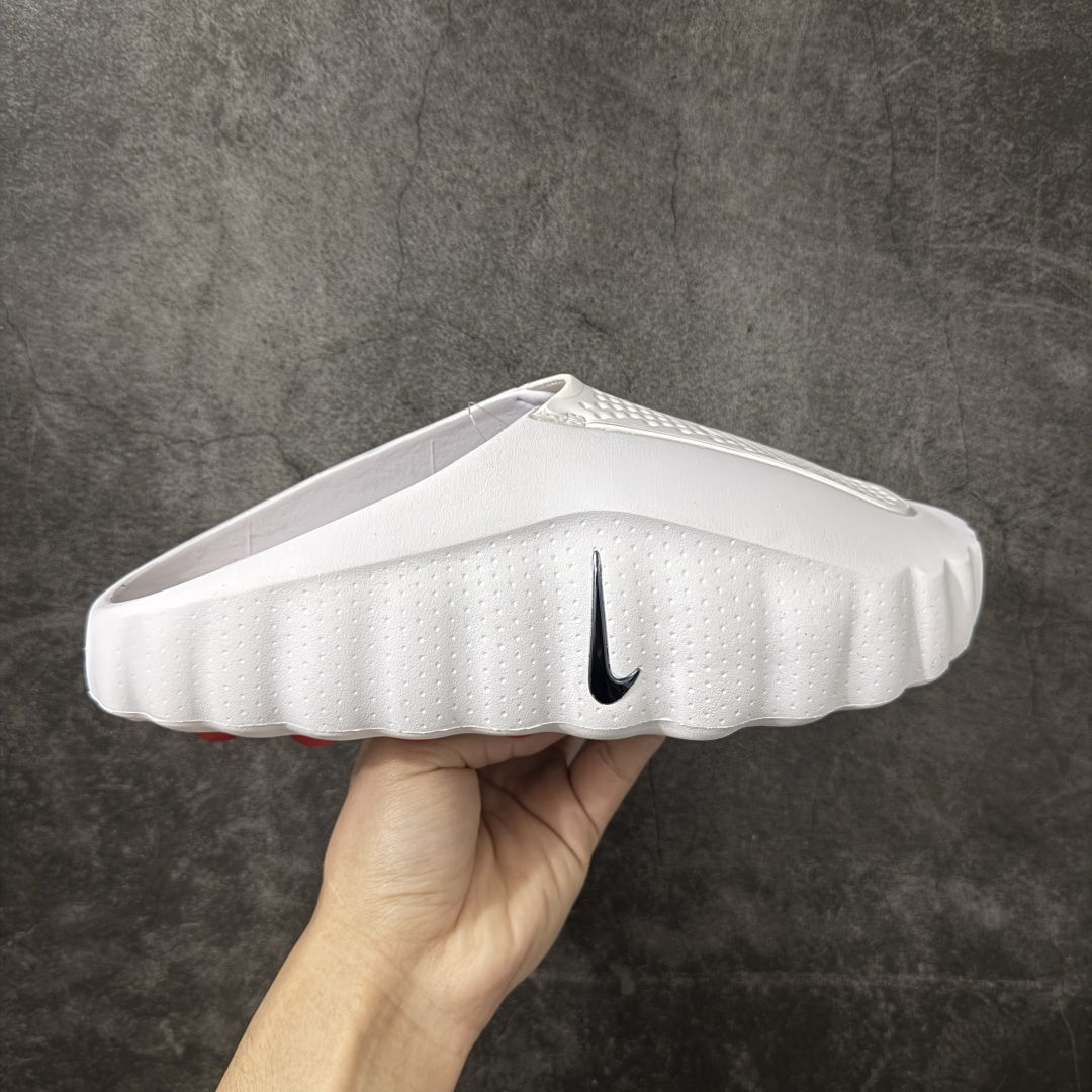 【XP纯原】Nike Mind 001 神经科学足底按摩包头拖鞋 骨白 盐白 HQ4307-101 同源ZP原材 匠心打造 🔹原厂MD一体发泡大底：全套原模开版，渐变雾面哑光喷漆，柔软回弹和ZP完全一致。 🔹22颗独立PEBAX泡棉按摩底：黑科技活塞式按摩脚感，踩下去的Q弹感和ZP无差。 🔹正确组合大底：鞋头前后跟橡胶贴片，耐磨防滑，细节还原到每一处。 🔹高还原细节：TPU电镀银Swoosh、针织透气鞋舌、高弹原鞋垫，清洁度拉满。 货号： HQ4307-101 尺码：36 36.5 37.5 38 38.5 39 40 40.5 41 42 42.5 43 44 44.5 45 46 47.5 48.5 ⚠️尺码提示：偏小一码，建议拍大一码，脚感更舒适。-选品中心