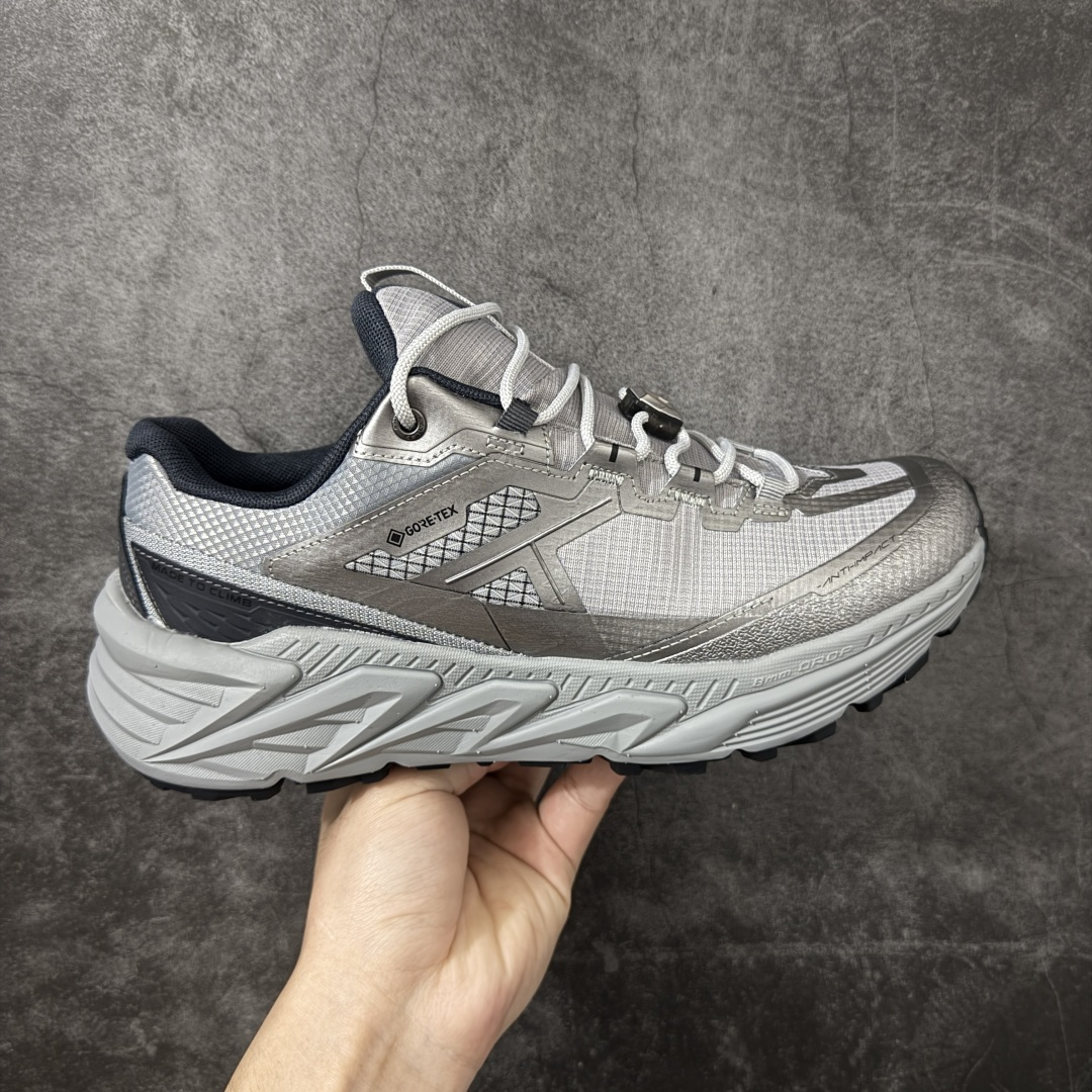 【莞产版本】凯乐石KAILAS 山行-2 GTX 运动户外抓地透气 跑山徒步鞋 凯乐石行云FLT徒步鞋满足了我对春日徒步的全部要求，走了一天都不想脱下来！非常非常的轻，抓地力强还非常防滑，跑跑跳跳都特别轻盈，走了一天也不觉得累。回弹力和支撑力都很好，一直走也没有觉得累。既防水又透气，让双脚保持干爽！ 尺码：40-45 编码： TC300310-选品中心