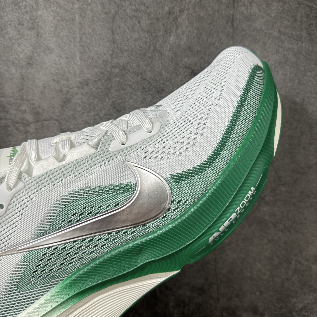 图片[6]-【RS纯原】Nike Air Zoom Pegasus 42 登月42代超级飞马系列马拉松跑步鞋 IB1881-100 平台专供 充正品质 原材料打造 中底搭载前Zoom+全掌React配置 全部原鞋开发打造 所有细节全部同步原版 全新一代拥有 Zoom Air 一如既往的稳定感和流畅感 鞋面采用工程网眼设计 为特定高热区域营造出色透气性 进一步增加鞋面的穿孔数量 让足部能够快速散热 中足搭配 Flywire 飞线 在高速运动时营造舒适稳定的贴合感 内置Zoon气垫加持 动力十足！ 尺码： 36-45-选品中心