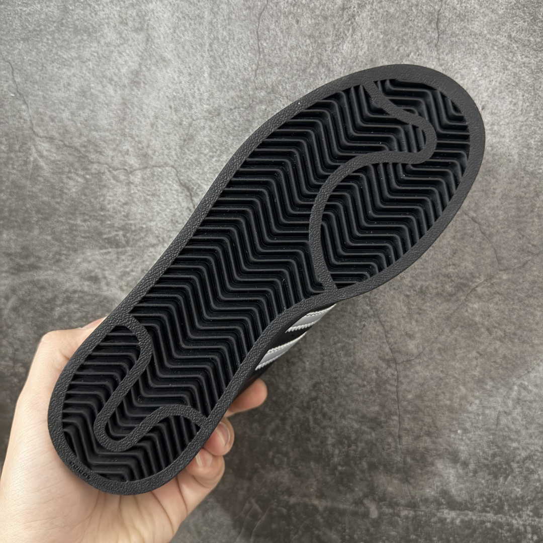 图片[9]-【H11顶级头层版】adidas originals Superstar 2 贝壳头 简约经典 舒适时尚 复古板鞋 男女同款 货号：JH9977 全新升级版 皮料改进至头层原厂皮 原盒 原底原料 开模打造 原厂织唛鞋标 高精密准度 原楦原纸板开发 匹配原版98%以上 后跟垫棉独家呈现 反口里弧度正确 原厂鞋垫 背胶 后跟电绣针数 与正品一致 原厂皮料 原厂车缝线 质感无敌 皮料切割干净 无任何毛边 清洁度细节完美 进口港宝加持 后跟自然饱满 还原公司包裹性 鞋面采用原装数据贴合技术 全方位贴合包裹脚型 鞋跟部鞋底牵引设计 提供强大的抓地性能 更适应不同实战场地路面 尺码：35.5 36 36.5 37.5 38 38.5 39 40 40.5 41 42 42.5 43 44 45-选品中心