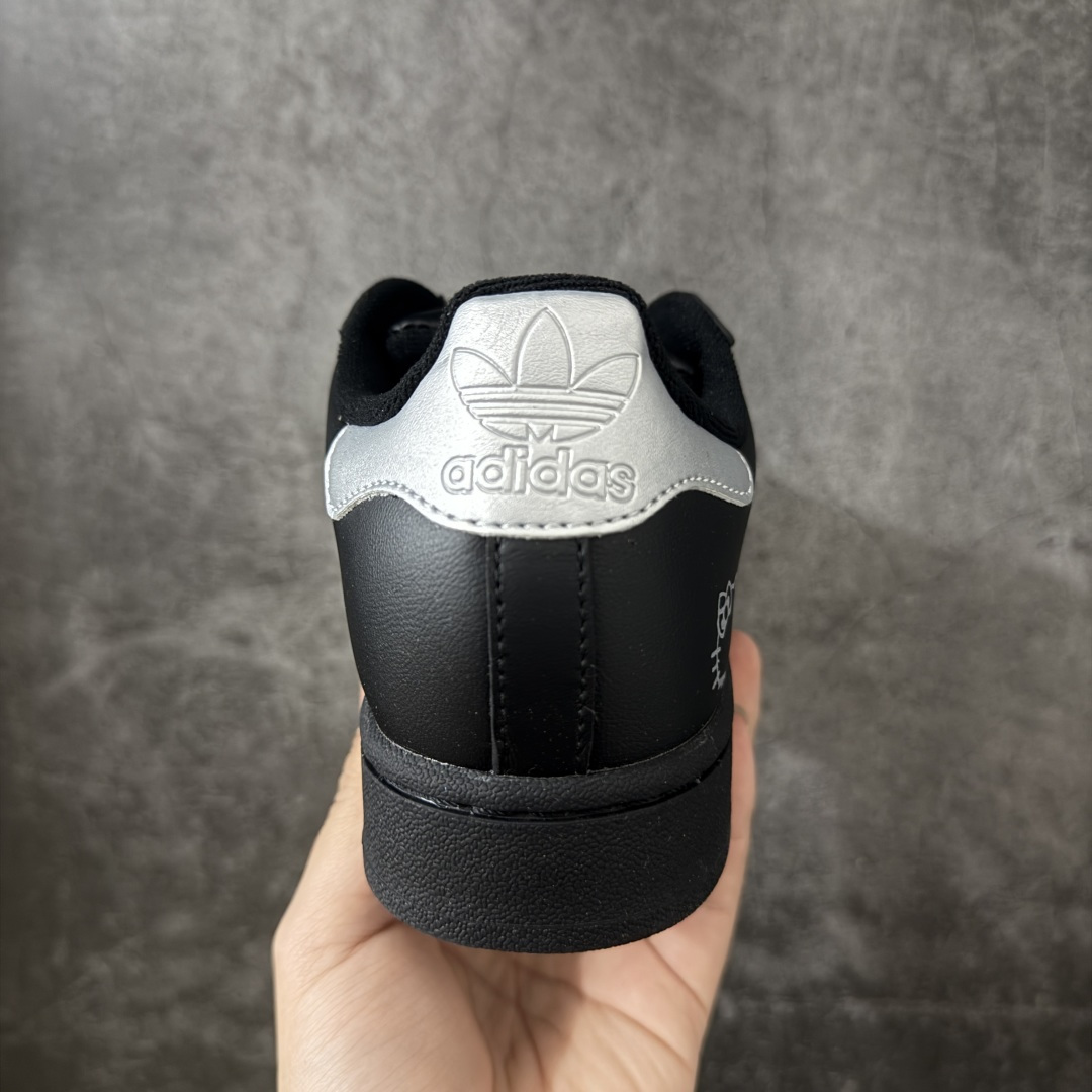 图片[4]-【H11顶级头层版】adidas originals Superstar 2 贝壳头 简约经典 舒适时尚 复古板鞋 男女同款 货号：JH9977 全新升级版 皮料改进至头层原厂皮 原盒 原底原料 开模打造 原厂织唛鞋标 高精密准度 原楦原纸板开发 匹配原版98%以上 后跟垫棉独家呈现 反口里弧度正确 原厂鞋垫 背胶 后跟电绣针数 与正品一致 原厂皮料 原厂车缝线 质感无敌 皮料切割干净 无任何毛边 清洁度细节完美 进口港宝加持 后跟自然饱满 还原公司包裹性 鞋面采用原装数据贴合技术 全方位贴合包裹脚型 鞋跟部鞋底牵引设计 提供强大的抓地性能 更适应不同实战场地路面 尺码：35.5 36 36.5 37.5 38 38.5 39 40 40.5 41 42 42.5 43 44 45-选品中心