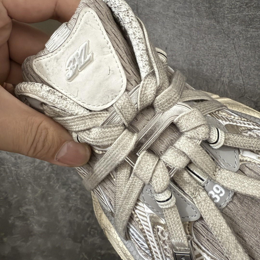 图片[5]-【X版2.0纯原】Balenciaga 3XL 蜘蛛侠 全新金属B款绑带 Sneaker XXXL 巴黎世家 系带老爹鞋 市面最顶没有之一 原厂楦头生产 网布 超纤 均采购于 原厂材料 不然穿出门就是一眼假 大底独立模具开发 细节修正 无数次版型调整 鞋子可随意对比正品！ 尺码：35/46(偏大一码)-选品中心