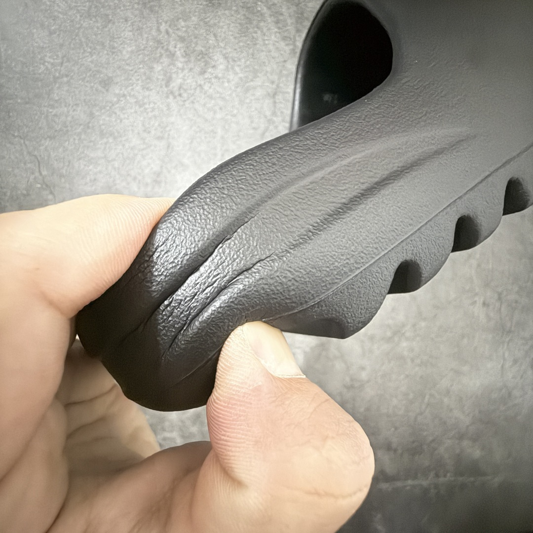 YEEZY YS-01 黑色磨砂 椰子拖鞋原厂公司货此款只供外贸官方刚发售无Adidas内标非阿迪合作款