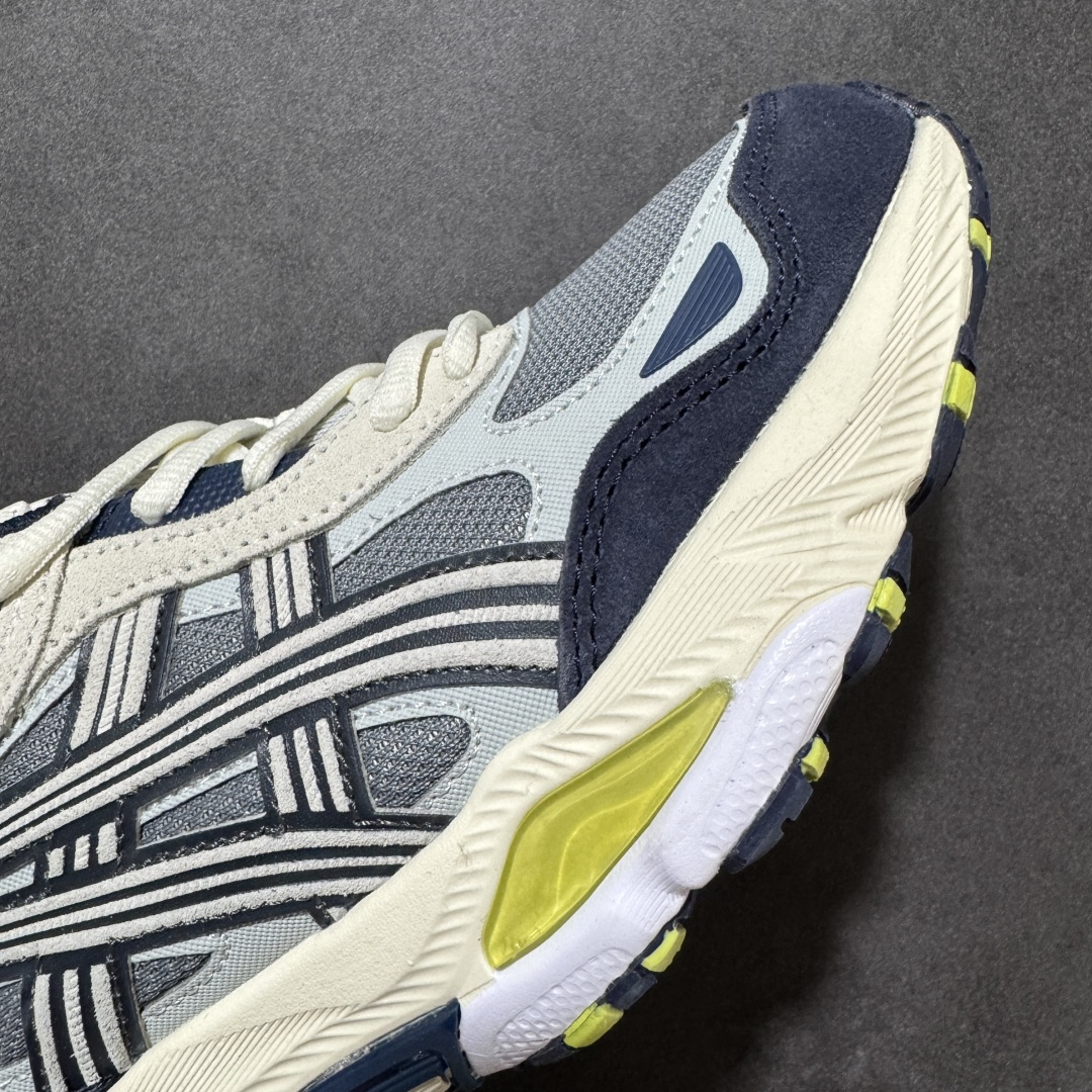 图片[5]-【公司级】Asics Gel-NYC 2.0亚瑟士运动休闲透气专业跑鞋 鞋面采用反绒皮与网布拼接 透气舒适兼具休闲时尚 结合简明的配色 展现品牌的传承 及引领复古流行的主题 虎爪造型的LOGO 鞋身稳定包裹系统 支撑鞋身 经典宽大鞋型配备防偏移设计 提升包裹性 穿着舒适 鞋面透气孔设计 提供透气性 货号： 1203A895-020 尺码：36 37 37.5 38 39 39.5 40 40.5 41.5 42 42.5 43.5 44 45 46-选品中心