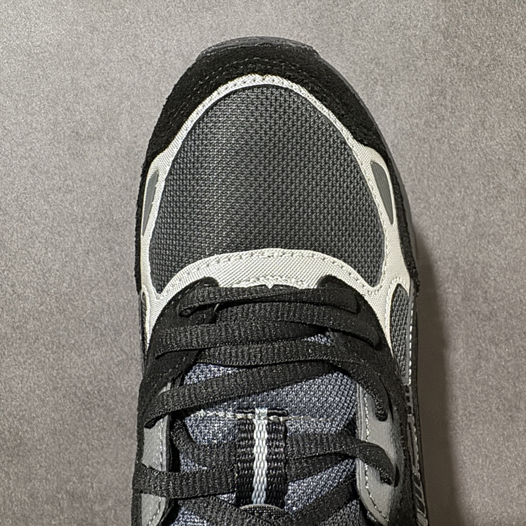 图片[8]-【公司级】Asics Gel-NYC 2.0亚瑟士运动休闲透气专业跑鞋 鞋面采用反绒皮与网布拼接 透气舒适兼具休闲时尚 结合简明的配色 展现品牌的传承 及引领复古流行的主题 虎爪造型的LOGO 鞋身稳定包裹系统 支撑鞋身 经典宽大鞋型配备防偏移设计 提升包裹性 穿着舒适 鞋面透气孔设计 提供透气性 货号： 1203A895-022 尺码：36 37 37.5 38 39 39.5 40 40.5 41.5 42 42.5 43.5 44 45 46-选品中心