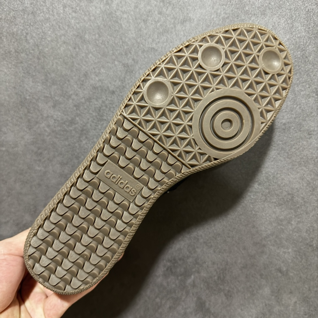 图片[9]-【公司级】Adidas Samba Jane 阿迪达斯 玛丽珍 懒人一脚蹬 采用皮革材质的设计融合了经典与现代元素 它采用了玛丽珍鞋的特色设计 如鞋面上的扣带和环扣装饰 同时保留了Samba鞋的经典三道杠设计和橡胶大底 这款鞋的鞋型修长 中足偏窄 整体贴合感强 适合标准脚型和宽脚型的人群‌ 货号： KJ3970 尺码： 36 36.5 37 38 38.5 39 40 40.5 41-选品中心