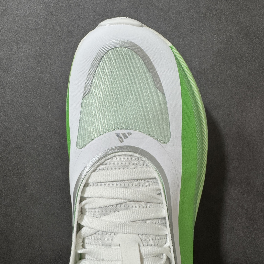图片[8]-【公司级】AD Hyper Boost Edge M 轻量竞速运动跑鞋 CELERMESH针织网面非常轻薄 纤维间的缝隙很大 可以保证跑步时的透气、排汗效果 鞋舌直接与两侧的内衬和鞋底连接在一起 在跑步过程中不会被鞋舌的左右移动所困扰 在标准鞋带孔的基础上再拓宽一组鞋带孔 适合不同脚型的需求 突破性 EnergyRods 技术，有助于跑者实现更好的成绩 中底独特的LIGHTSTRIKE PRO泡棉材质 微弹感觉在跑步过程中给予了良好的支撑体验 对于顶级精英和高水平进阶跑者来说是一双值得信赖的竞速比赛用鞋 货号：KI1931 尺码：36-45没半码-选品中心