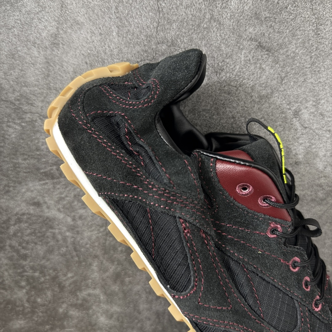 图片[7]-【纯原S版】BOTTEGA VENETA Orbit Runner BV葆蝶家时尚休闲王一博同款老爹鞋运动鞋 原版开发 一比一打造 相似度百分之99以上 市场一梯队级别品质 区别市场任何标文顶级品质版本 采用轻质科技网布面料 搭配几何图案设计橡胶外底 王炸系列 高版本 认准套包工艺 实际增高很多哦 还是一样显腿细非常nice 耐玩耐造 对标对版 套包鞋工艺 认准高版本 大底选用拼色TPU大底 配置原版包装 尺码：36 37 38 39 40 41 42 43 44 45 46 47-选品中心