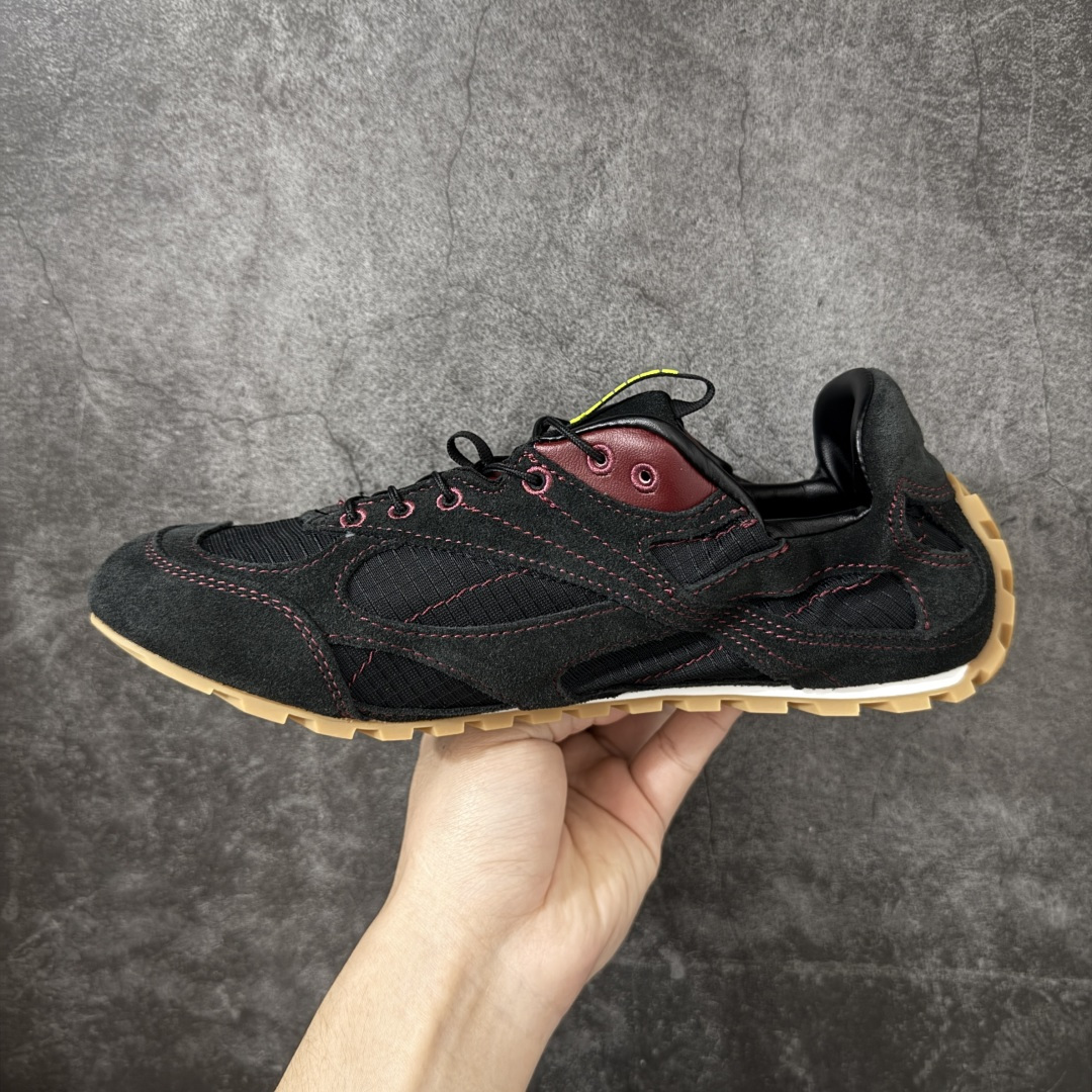 图片[2]-【纯原S版】BOTTEGA VENETA Orbit Runner BV葆蝶家时尚休闲王一博同款老爹鞋运动鞋 原版开发 一比一打造 相似度百分之99以上 市场一梯队级别品质 区别市场任何标文顶级品质版本 采用轻质科技网布面料 搭配几何图案设计橡胶外底 王炸系列 高版本 认准套包工艺 实际增高很多哦 还是一样显腿细非常nice 耐玩耐造 对标对版 套包鞋工艺 认准高版本 大底选用拼色TPU大底 配置原版包装 尺码：36 37 38 39 40 41 42 43 44 45 46 47-选品中心