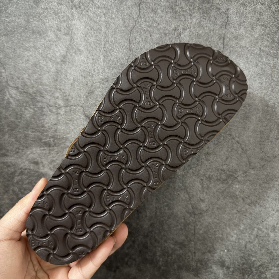 图片[9]-【绿x专供版】Birkenstock Boston 博肯/勃肯 系列上架 牛皮绒面革平底复古软木休闲鞋 真正软木塞大底 品质细节领先市场版本 原产品质 采用质地柔软进口牛皮绒面革 无刺鼻异味 中底搭载缓震软木橡胶 进口头层牛皮 原版开模/版型/材质/细节遵循ZP工艺！ 市售顶级不吹文案 尺码：35-45-选品中心