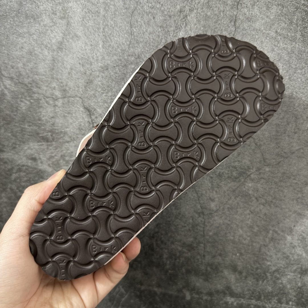 图片[9]-【绿x专供版】Birkenstock Boston 博肯/勃肯 系列上架 牛皮绒面革平底复古软木休闲鞋 真正软木塞大底 品质细节领先市场版本 原产品质 采用质地柔软进口牛皮绒面革 无刺鼻异味 中底搭载缓震软木橡胶 进口头层牛皮 原版开模/版型/材质/细节遵循ZP工艺！ 市售顶级不吹文案 尺码：35-45-选品中心