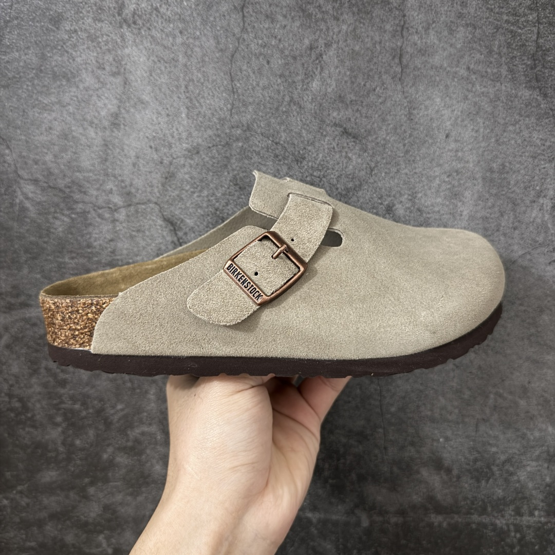 【绿x专供版】Birkenstock Boston 博肯/勃肯 系列上架 牛皮绒面革平底复古软木休闲鞋 真正软木塞大底 品质细节领先市场版本 原产品质 采用质地柔软进口牛皮绒面革 无刺鼻异味 中底搭载缓震软木橡胶 进口头层牛皮 原版开模/版型/材质/细节遵循ZP工艺！ 市售顶级不吹文案 尺码：35-45-选品中心