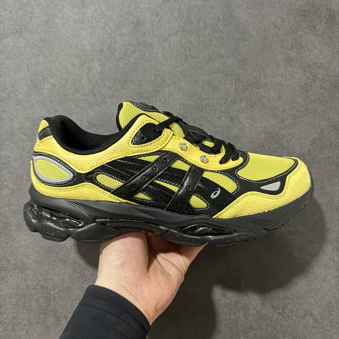 【公司级】ASICS × HAL Studios Gel-NYC 2.0 Pack 棕银 货号：1203A896-750 尺码：36 36.5 37 38.5 39 40 40.5 41 42 42.5 43 44 44.5 45 46 46.5 47-选品中心