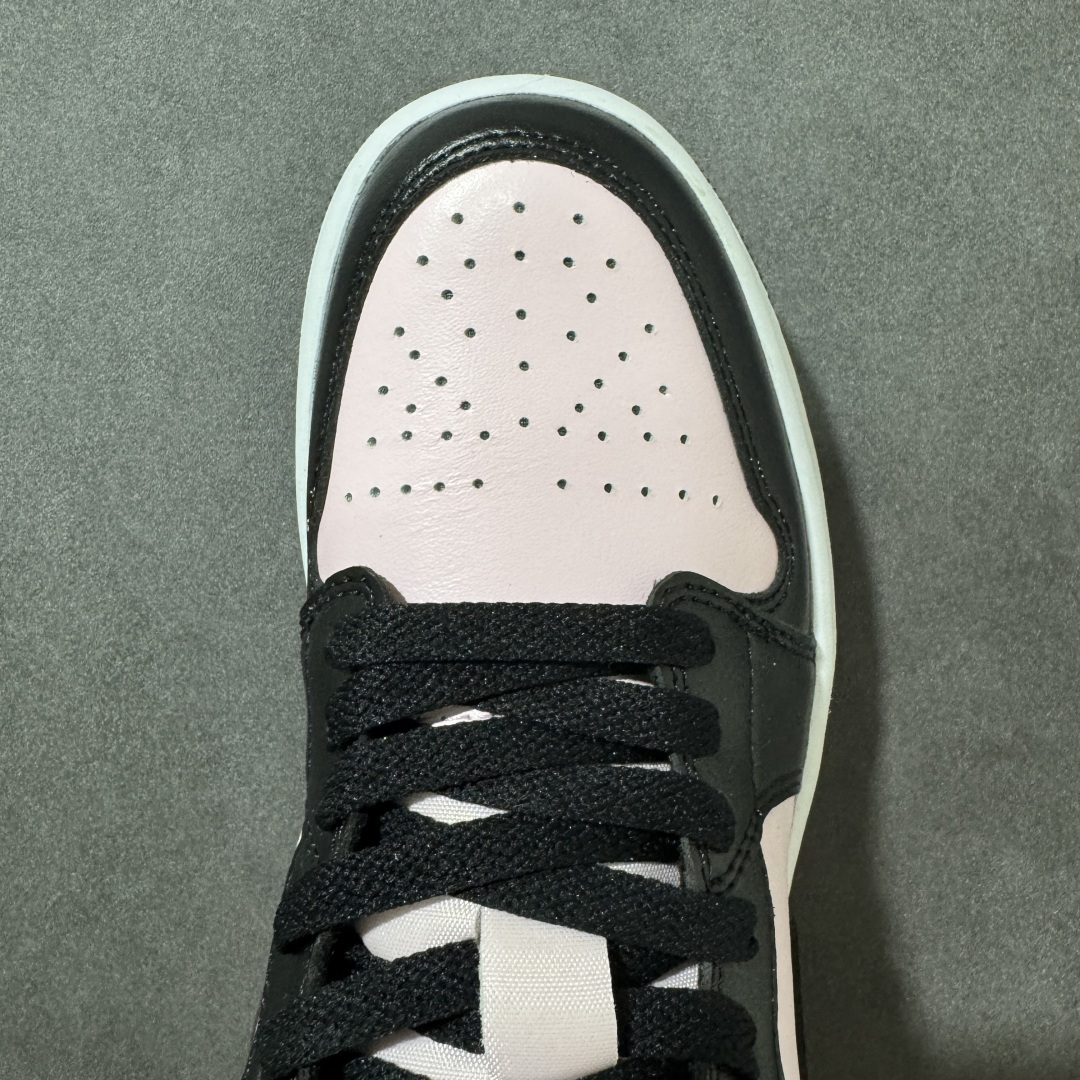 图片[8]-【H11纯原】Nike Air Jordan 1 Low SE AJ1 乔一 舒适贴合 防滑耐磨 低帮 复古篮球鞋 货号：IO3394-663 尺码：35.5 36 36.5 37.5 38 38.5 39 40 40.5 41 42 42.5 43 44 45 46 47.5 #H11顶级纯原 纯原外贸平台特供订单 #全套原纸板楦头开发 #原厂特供材料配套加持 #确保原汁原味 完美呈现版型 #原档数据独家私模大底 #男女鞋同步官方开发至48.5 #原装进口轻量化鞋垫 #进口港宝加持 后跟自然饱满 还原公司包裹性 #鞋面采用原装数据贴合技术 #全方位贴合包裹脚型 #鞋跟部鞋底牵引设计 #提供强大的抓地性能 #更适应不同实战场地路面-选品中心