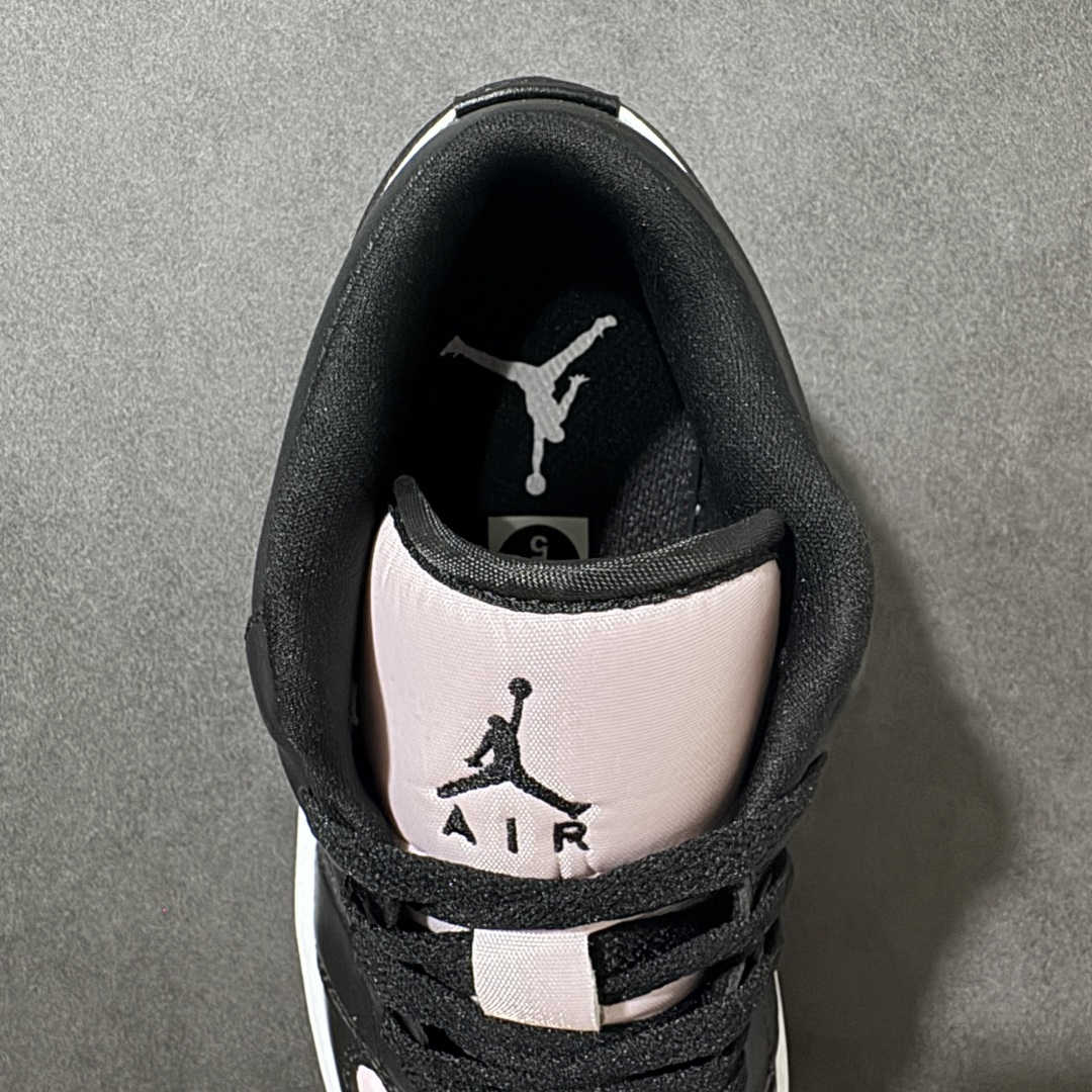 图片[7]-【H11纯原】Nike Air Jordan 1 Low SE AJ1 乔一 舒适贴合 防滑耐磨 低帮 复古篮球鞋 货号：IO3394-663 尺码：35.5 36 36.5 37.5 38 38.5 39 40 40.5 41 42 42.5 43 44 45 46 47.5 #H11顶级纯原 纯原外贸平台特供订单 #全套原纸板楦头开发 #原厂特供材料配套加持 #确保原汁原味 完美呈现版型 #原档数据独家私模大底 #男女鞋同步官方开发至48.5 #原装进口轻量化鞋垫 #进口港宝加持 后跟自然饱满 还原公司包裹性 #鞋面采用原装数据贴合技术 #全方位贴合包裹脚型 #鞋跟部鞋底牵引设计 #提供强大的抓地性能 #更适应不同实战场地路面-选品中心