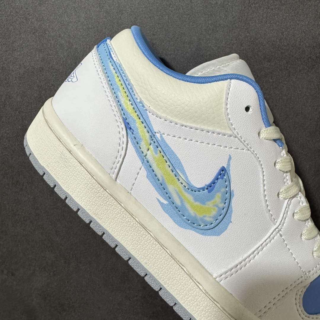 图片[6]-【H11纯原】Nike Air Jordan 1 Low SE AJ1 乔一 舒适贴合 防滑耐磨 低帮 复古篮球鞋 货号：FJ7219-441 尺码：35.5 36 36.5 37.5 38 38.5 39 40 40.5 41 42 42.5 43 44 45 46 47.5 #H11顶级纯原 纯原外贸平台特供订单 #全套原纸板楦头开发 #原厂特供材料配套加持 #确保原汁原味 完美呈现版型 #原档数据独家私模大底 #男女鞋同步官方开发至48.5 #原装进口轻量化鞋垫 #进口港宝加持 后跟自然饱满 还原公司包裹性 #鞋面采用原装数据贴合技术 #全方位贴合包裹脚型 #鞋跟部鞋底牵引设计 #提供强大的抓地性能 #更适应不同实战场地路面-选品中心