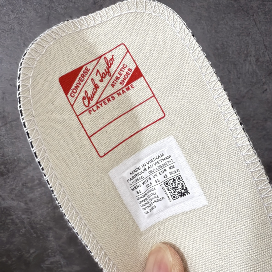 图片[7]-【虎扑2.0小头版】 Converse Chuck All Star 1970S 经典款潮流耐磨帆布鞋 全新开发 不仅仅为小鞋头 细节 材料 做工 全方位升级 经典永不过时 十年老厂出品 平台正品订单 超稳定的品控清洁度 全套原厂材料配置 原厂硫化工艺 油性扁平尖头 原厂楦头纸板数据 一体化超软蓝底加持 超软EVA鞋垫 后掌灰色缓震胶 脚感一比一还原 耐磨橡胶大底 越南产内外标 原盒黑色吊牌 超高清洁度 随意冲正 如有更好白送 尺码：35 36 36.5 37 37.5 38 39 39.5 40 41 41.5 42 42.5 43 44-选品中心
