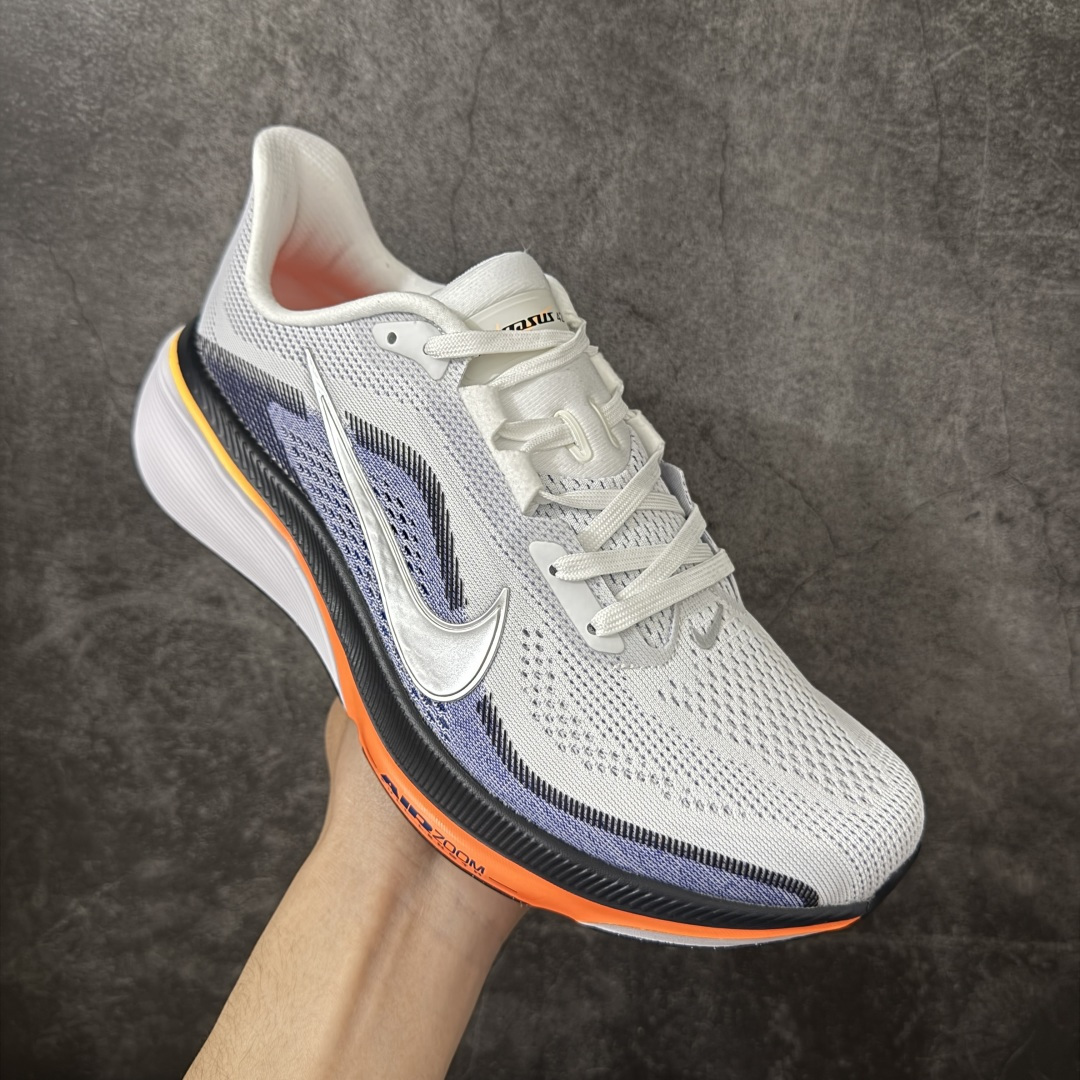 图片[3]-【RS纯原】Nike Air Zoom Pegasus 42 登月42代超级飞马系列马拉松跑步鞋 IB1873-102 平台专供 充正品质 原材料打造 中底搭载前Zoom+全掌React配置 全部原鞋开发打造 所有细节全部同步原版 全新一代拥有 Zoom Air 一如既往的稳定感和流畅感 鞋面采用工程网眼设计 为特定高热区域营造出色透气性 进一步增加鞋面的穿孔数量 让足部能够快速散热 中足搭配 Flywire 飞线 在高速运动时营造舒适稳定的贴合感 内置Zoon气垫加持 动力十足！ 尺码： 36-45-选品中心