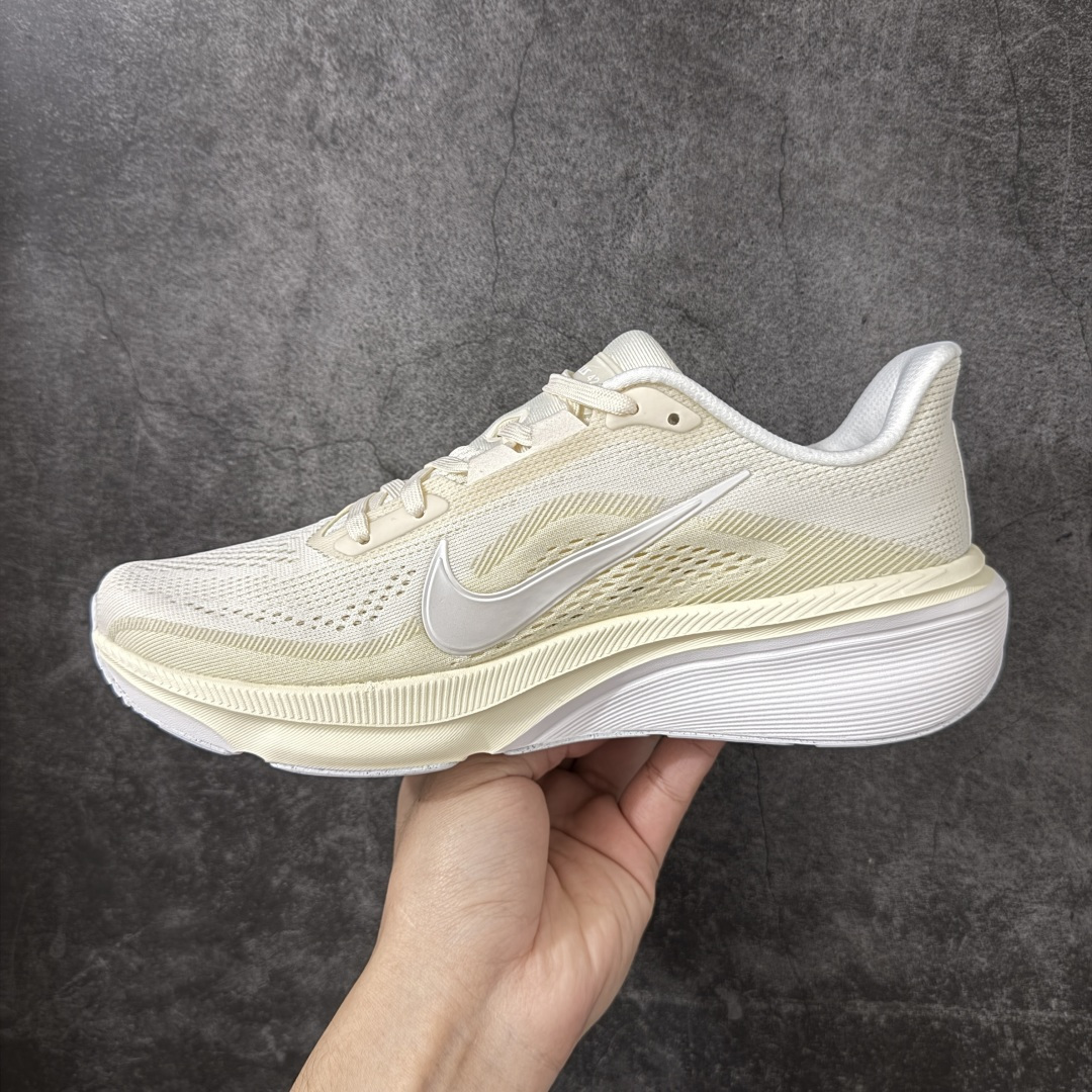图片[2]-【RS纯原】Nike Air Zoom Pegasus 42 登月42代超级飞马系列马拉松跑步鞋 IB1881-106 平台专供 充正品质 原材料打造 中底搭载前Zoom+全掌React配置 全部原鞋开发打造 所有细节全部同步原版 全新一代拥有 Zoom Air 一如既往的稳定感和流畅感 鞋面采用工程网眼设计 为特定高热区域营造出色透气性 进一步增加鞋面的穿孔数量 让足部能够快速散热 中足搭配 Flywire 飞线 在高速运动时营造舒适稳定的贴合感 内置Zoon气垫加持 动力十足！ 尺码： 36-45-选品中心