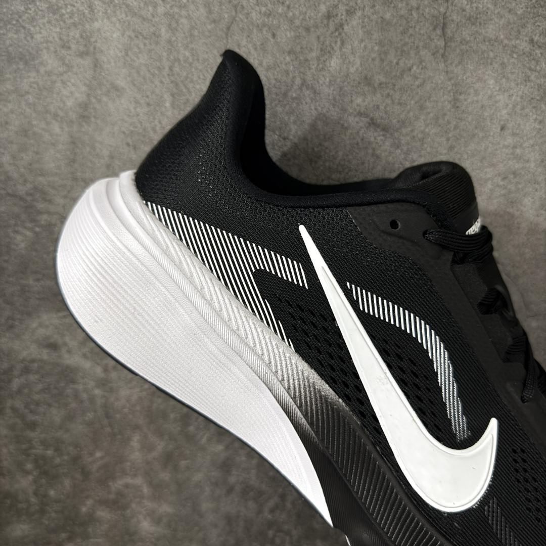 图片[7]-【RS纯原】Nike Air Zoom Pegasus 42 登月42代超级飞马系列马拉松跑步鞋 IB1881-001 平台专供 充正品质 原材料打造 中底搭载前Zoom+全掌React配置 全部原鞋开发打造 所有细节全部同步原版 全新一代拥有 Zoom Air 一如既往的稳定感和流畅感 鞋面采用工程网眼设计 为特定高热区域营造出色透气性 进一步增加鞋面的穿孔数量 让足部能够快速散热 中足搭配 Flywire 飞线 在高速运动时营造舒适稳定的贴合感 内置Zoon气垫加持 动力十足！ 尺码： 36-45-选品中心