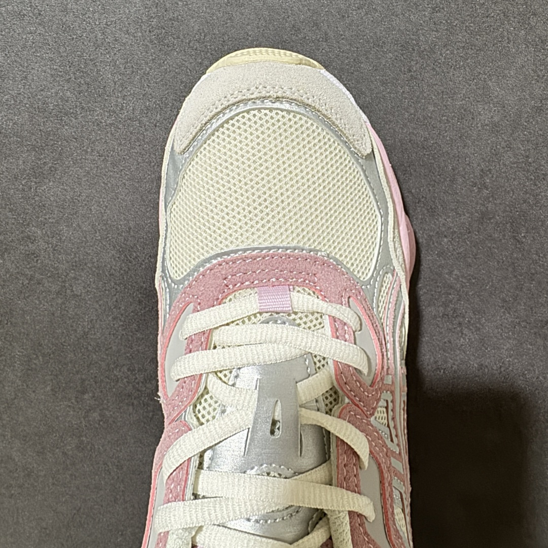 ASICS GEL-NYC 亚瑟士 透气网眼鞋面 配合部分合成革材质 采用全新AHAR+橡胶材质 更加耐