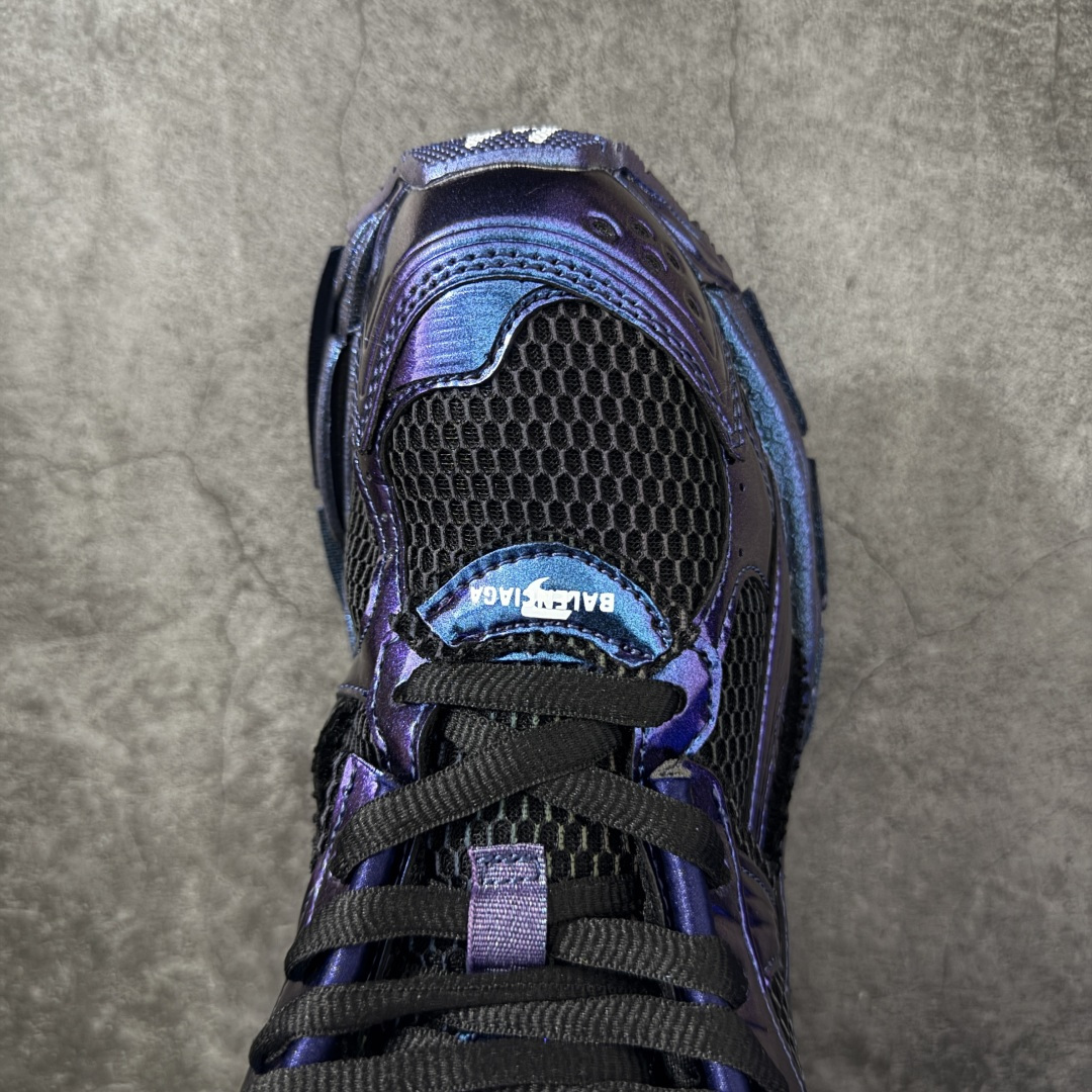 图片[5]-【纯原OK版】BALENCIAGA Runner 2.0 Sneaker 巴黎世家七代慢跑系列低帮复古野跑潮流运动鞋老爹鞋 尼龙和网布材质 磨损效果 鞋头边缘印有尺码 背面浮印尺码 外侧印有跑者徽标 鞋舌刺绣 Balenciaga 品牌标识 鞋跟背面 Balenciaga品牌标识 材质采用65%聚氨酯、35%聚酯纤维 全新 Runner 鞋型轮廓借鉴于 2000 年初的复古线条 搭载大网眼面料制成鞋面基础，由粉色、白色尼龍与橡胶质地覆盖鞋面诠释线条感 当中透过几道手缝线与折损痕更是精准的掌握历经时间淬炼的破旧痕迹 延续其手法至鞋领、鞋跟、鞋带、中底等部分均饰有破损及脏污之貌 尤其是鞋领处与鞋带孔眼条更是采用不规则做旧技术将内容物泡棉随机露出 尺码：35 36 37 38 39 40 41 42 43 44 45 46-选品中心