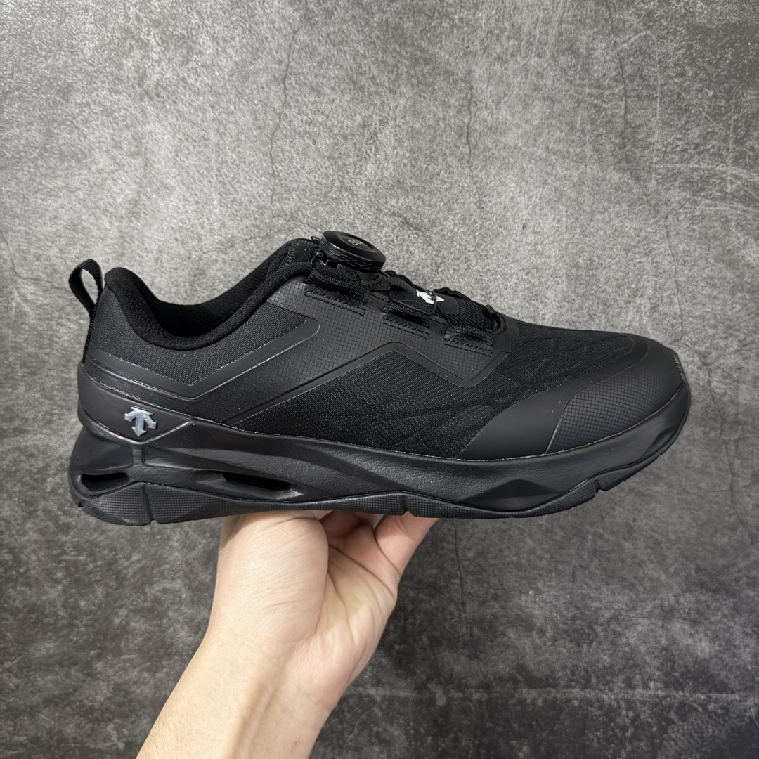 【公司级】迪桑特DESCENTE Circuit Wire2.0舒适通勤 BOA系统 低帮跑步鞋 BOA系统一键锁定 后跟TPU结构 强化支撑防护 尺码：39 40 40.5 41 42 42.5 43 44 45-选品中心