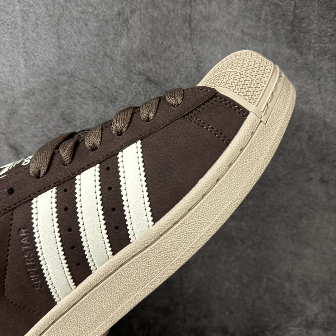 图片[6]-【H11顶级头层版】adidas originals Superstar 2 贝壳头 简约经典 舒适时尚 复古板鞋 男女同款 黑白 货号：IH9314 全新升级版 皮料改进至头层原厂皮 原盒 原底原料 开模打造 原厂织唛鞋标 高精密准度 原楦原纸板开发 匹配原版98%以上 后跟垫棉独家呈现 反口里弧度正确 原厂鞋垫 背胶 后跟电绣针数 与正品一致 原厂皮料 原厂车缝线 质感无敌 皮料切割干净 无任何毛边 清洁度细节完美 进口港宝加持 后跟自然饱满 还原公司包裹性 鞋面采用原装数据贴合技术 全方位贴合包裹脚型 鞋跟部鞋底牵引设计 提供强大的抓地性能 更适应不同实战场地路面 尺码：35.5 36 36.5 37.5 38 38.5 39 40 40.5 41 42 42.5 43 44 45-选品中心