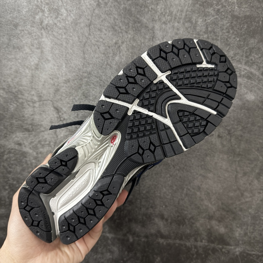 图片[9]-【GS纯原】新百伦 New Balance M1906系列 复古运动鞋单品宝藏老爹鞋 U19064F6 高端品质 正确六层组合底 市场唯一防伪蓝光跳码鞋标💪🏻 作为NB最经典的档案鞋型之一，与2002一样，1906有着NB最成熟的技术加持和复古款式，而本次推出的版本参照2002r的定位，相信会在性价两端做出权衡。单从造型上来看，依旧是vibe风格，味道很正，细节也很酷，这双1906r无疑必能打入复古跑鞋爱好者的年度鞋款名录。 尺码：36-45半-选品中心