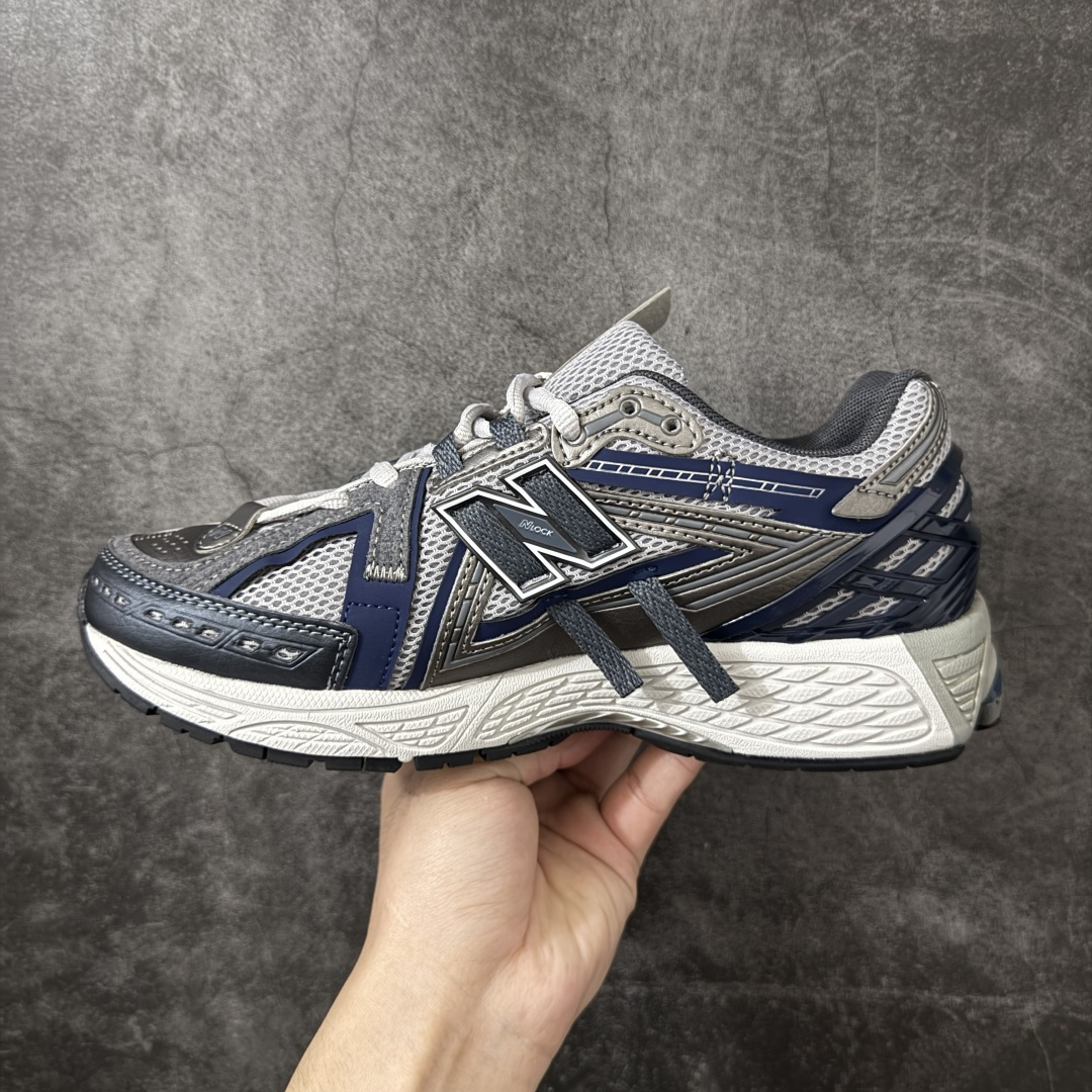 图片[2]-【GS纯原】新百伦 New Balance M1906系列 复古运动鞋单品宝藏老爹鞋 U19064F6 高端品质 正确六层组合底 市场唯一防伪蓝光跳码鞋标💪🏻 作为NB最经典的档案鞋型之一，与2002一样，1906有着NB最成熟的技术加持和复古款式，而本次推出的版本参照2002r的定位，相信会在性价两端做出权衡。单从造型上来看，依旧是vibe风格，味道很正，细节也很酷，这双1906r无疑必能打入复古跑鞋爱好者的年度鞋款名录。 尺码：36-45半-选品中心
