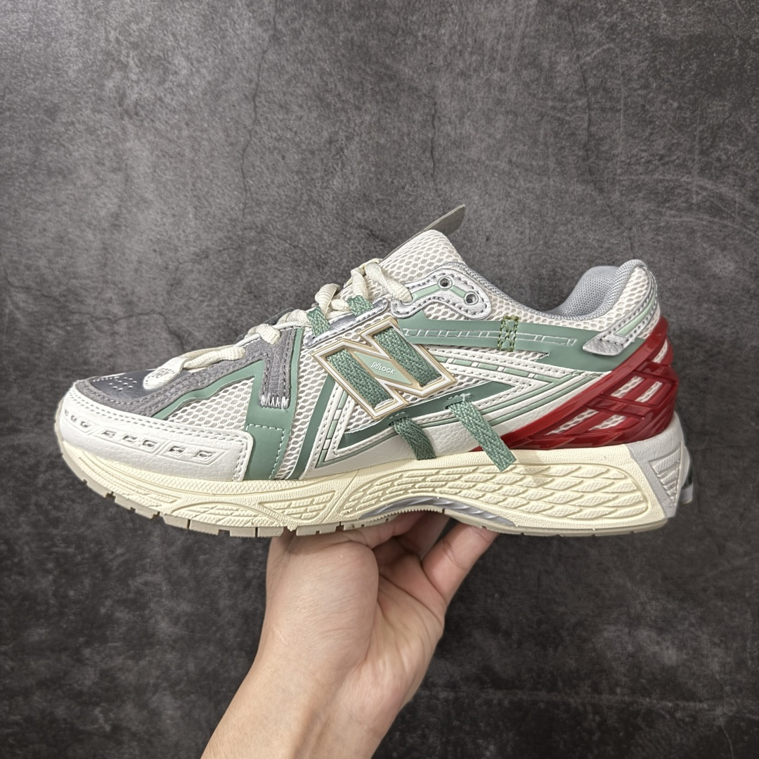 图片[2]-【GS纯原】新百伦 New Balance M1906系列 复古运动鞋单品宝藏老爹鞋 U19065DY 高端品质 正确六层组合底 市场唯一防伪蓝光跳码鞋标💪🏻 作为NB最经典的档案鞋型之一，与2002一样，1906有着NB最成熟的技术加持和复古款式，而本次推出的版本参照2002r的定位，相信会在性价两端做出权衡。单从造型上来看，依旧是vibe风格，味道很正，细节也很酷，这双1906r无疑必能打入复古跑鞋爱好者的年度鞋款名录。 尺码：36-45半-选品中心