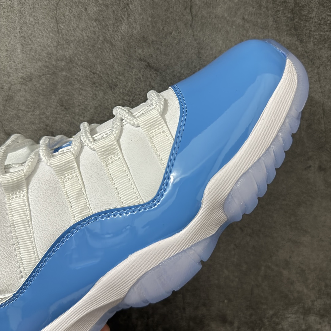图片[6]-【外贸大厂版】Air Jordan 11 Retro AJ11复刻白蓝 货号：FV5104-100   原楦原档案数据开模打造 原厂中底拉帮钢印 原厂漆皮 防冻不开裂 头层皮料 原装鞋撑 水晶大底正确色度色泽 原楦原数据刺绣 原厂车缝走线及对位 毫厘不差 飞人logo采用原数据电脑刺绣 原装正品碳纤维真实碳板 增强抗扭 原内标 原盒标 正确官方原盒 原厂防氧化水晶外底 原厂配套厂全掌solo气垫 尺码：40 40.5 41 42 42.5 43 44 44.5 45 46 47.5 48.5-选品中心