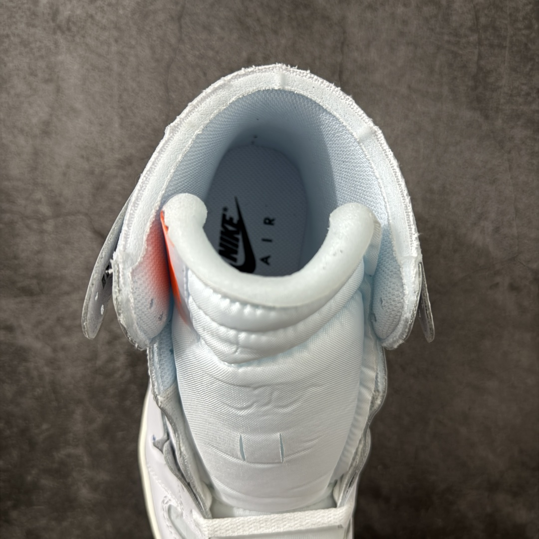图片[8]-【KZ纯原】AJ1 OW联名款 纯白 全白 欧洲限定Off White x Air Jordan 货号：AA3834-100 尺码：40-48.5 此前历经多次曝光的Off-Whitex AirJordan1\”阿拉斯加\”已正式更名为 Virgil Abloh Archive x Air Jordan 1 High OG\”Alaska\”。这款鞋沿用2018年「欧限」版本的设计元素，同时采用侧边镂空式全新包装，搭配透明内盒与印有「现代主义并非新生事物」字样的阿布洛主题手册，呼应维吉尔的核心设计理念 注意：配件损坏丢失退货扣60 尺码：40-48.5-选品中心