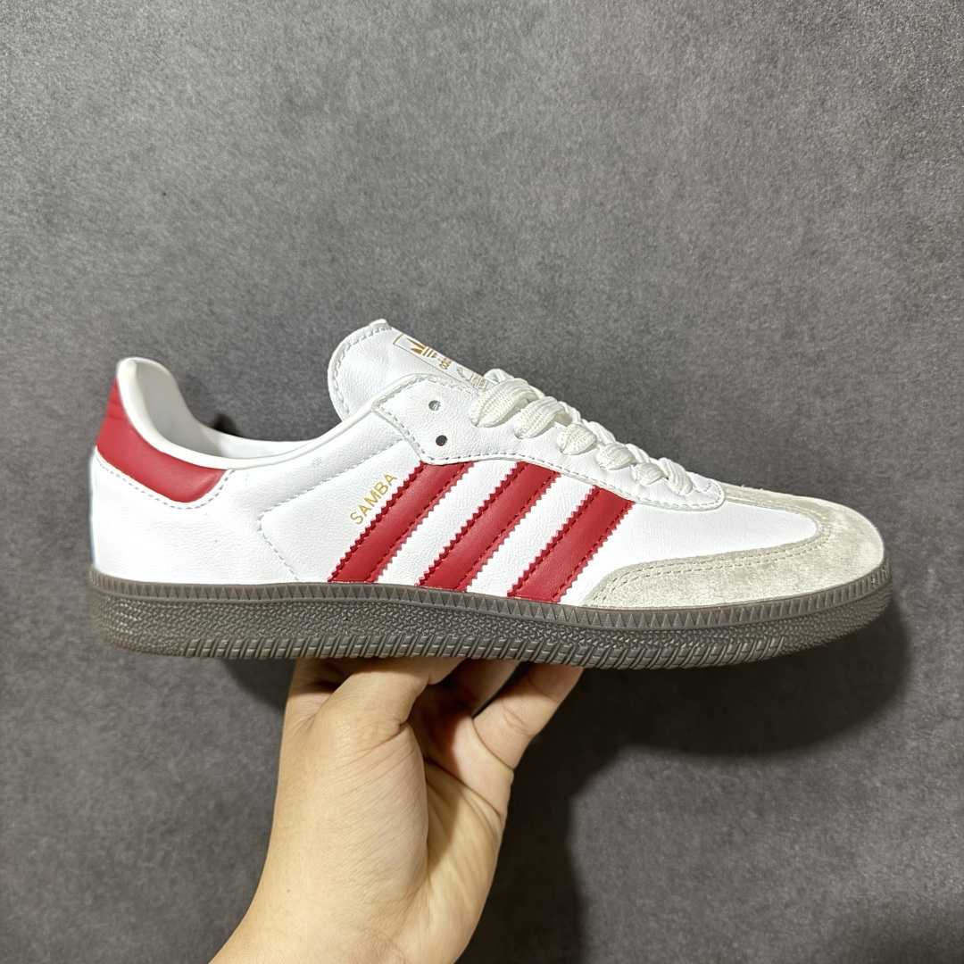 【公司级】Addis Original Samba OG 复古桑巴板鞋 这款桑巴鞋展示了高质量的工艺 带有装饰的超锁缝制和无缝的手感 柔软、柔软的皮革造型和标志性的3条纹完成了精致的外观 正规合身鞋带 鞋面上有绒面鞋垫 橡胶鞋底 享受正畸套筒软感 自50年代首次亮相以来就一直在赢得粉丝的青睐 货号：JH8798 尺码：36-45-选品中心