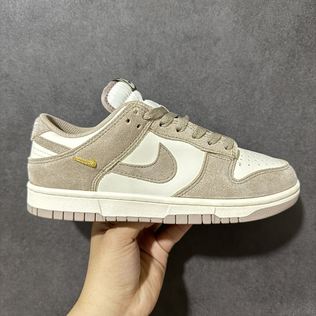 【公司级】Nike SB Dunk Low周年高端定制 低帮休闲板鞋 定制鞋盒 大厂纯原品质出货 超高清洁度 皮料切割干净无任何毛边 细节完美 货号：IB4417-105 尺码：36 36.5 37.5 38 38.5 39 40 40.5 41 42 42.5 43 44 44.5 45-选品中心