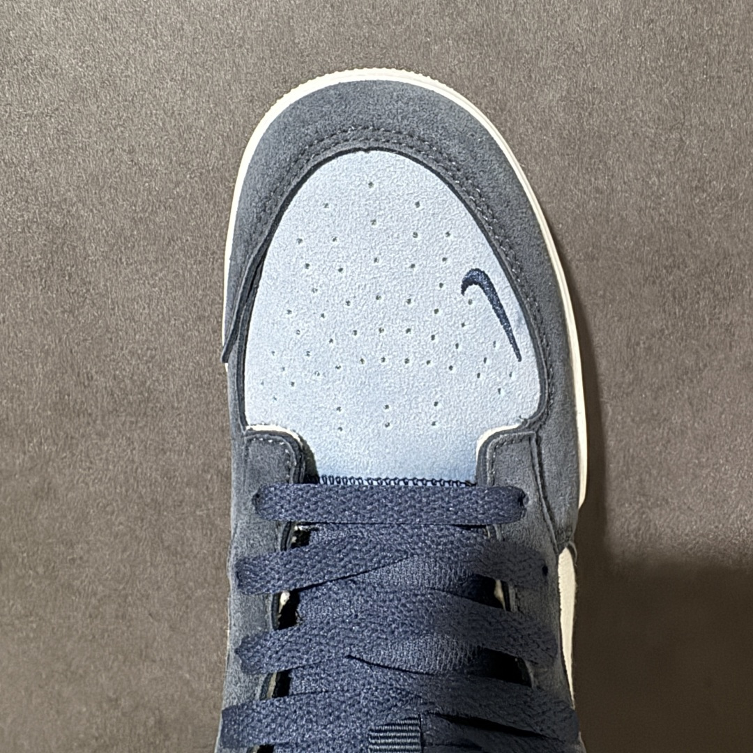 图片[5]-【公司级】Nike SB Force 58 Low 耐克 低帮 蓝色 男女同款 防滑耐磨轻便低邦板鞋 鞋款外观以浅蓝色色调为主，白色的鞋身搭配侧身深蓝Swoosh Logo及鞋带，在鞋舌标签上、鞋后跟处以及鞋底处有Swoosh Logo，细节非常到位；该鞋款采用皮革与织物组合鞋面，兼具出色透气性与耐穿性，采用帆布和翻毛皮组合材料，包边设计，经久耐穿；外底饰有Trih-starb纹路，可灵活伸展，为双足带来出众抓地力和非凡触板感，加厚鞋舌， 低帮鞋口处填充厚实，富有弹性内衬，妥帖包裹双足。 货号：DV5477-404（2026.01.01发售） 尺码：35.5 36 36.5 37.5 38 38.5 39 40 40.5 41 42 42.5 43 44 45-选品中心
