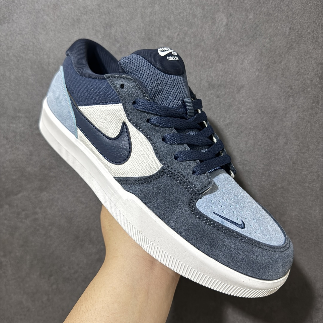 图片[3]-【公司级】Nike SB Force 58 Low 耐克 低帮 蓝色 男女同款 防滑耐磨轻便低邦板鞋 鞋款外观以浅蓝色色调为主，白色的鞋身搭配侧身深蓝Swoosh Logo及鞋带，在鞋舌标签上、鞋后跟处以及鞋底处有Swoosh Logo，细节非常到位；该鞋款采用皮革与织物组合鞋面，兼具出色透气性与耐穿性，采用帆布和翻毛皮组合材料，包边设计，经久耐穿；外底饰有Trih-starb纹路，可灵活伸展，为双足带来出众抓地力和非凡触板感，加厚鞋舌， 低帮鞋口处填充厚实，富有弹性内衬，妥帖包裹双足。 货号：DV5477-404（2026.01.01发售） 尺码：35.5 36 36.5 37.5 38 38.5 39 40 40.5 41 42 42.5 43 44 45-选品中心