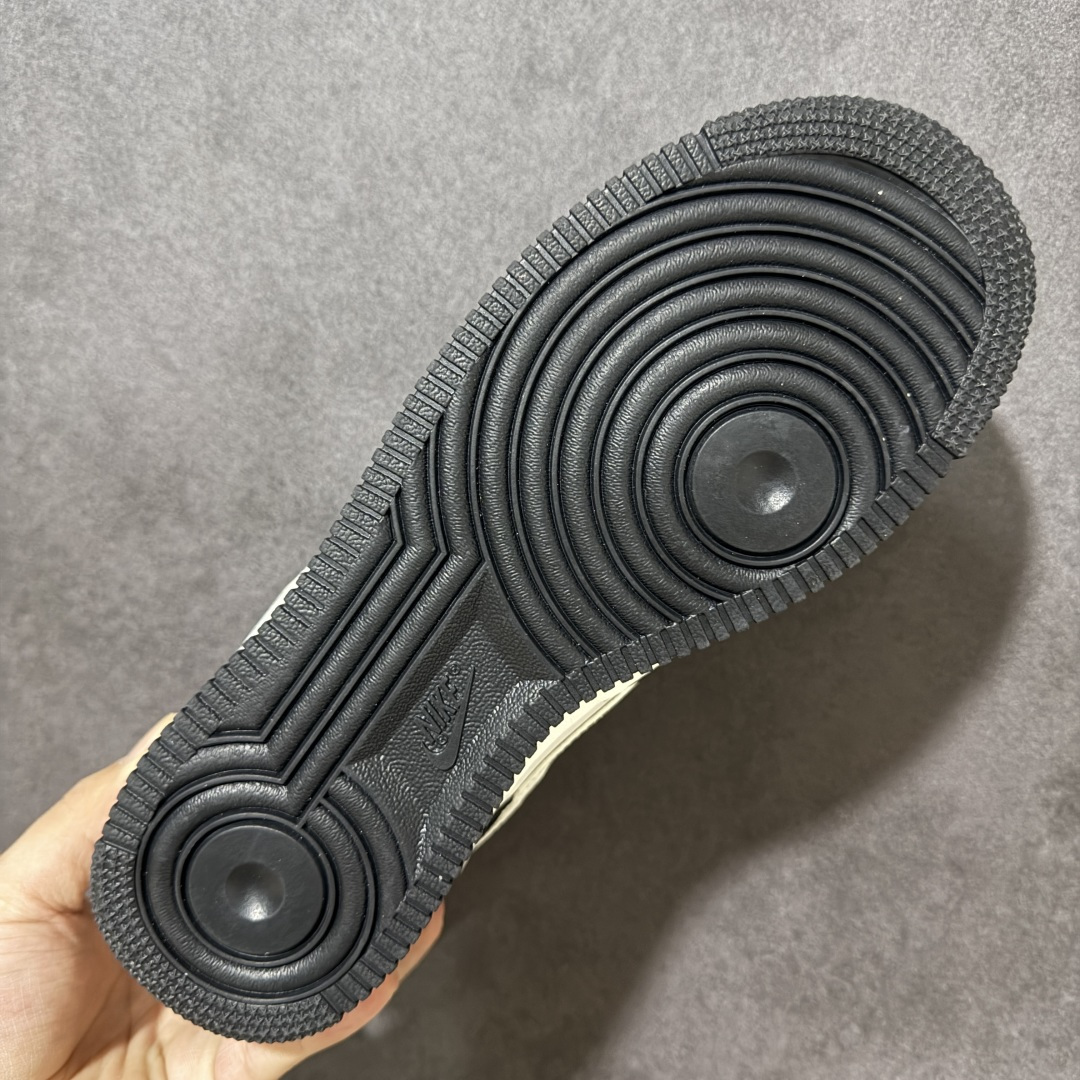 图片[9]-特价【公司级】NIke Air Force 1 \’07 Low 空军一号低帮 运动鞋 休闲鞋 折边针车 工艺难度大 原楦头原纸板 高端定制鞋盒 原厂鞋底 超高清洁度 细节完美 货号：IQ1119-013 尺码：36 36.5 37.5 38 38.5 39 40 40.5 41 42 42.5 43 44 44.5 45-选品中心